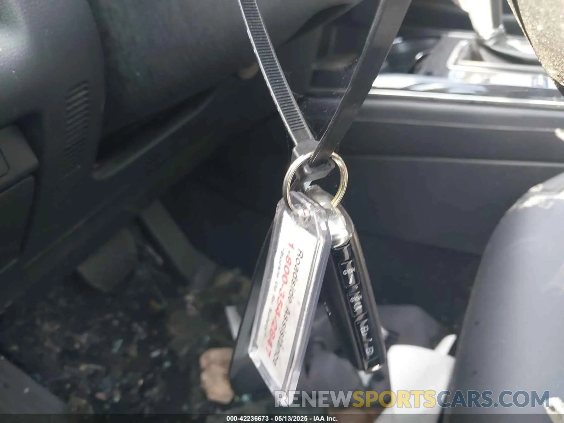 11 Photograph of a damaged car 3MVDMBCMXSM770060 MAZDA CX-30 2025