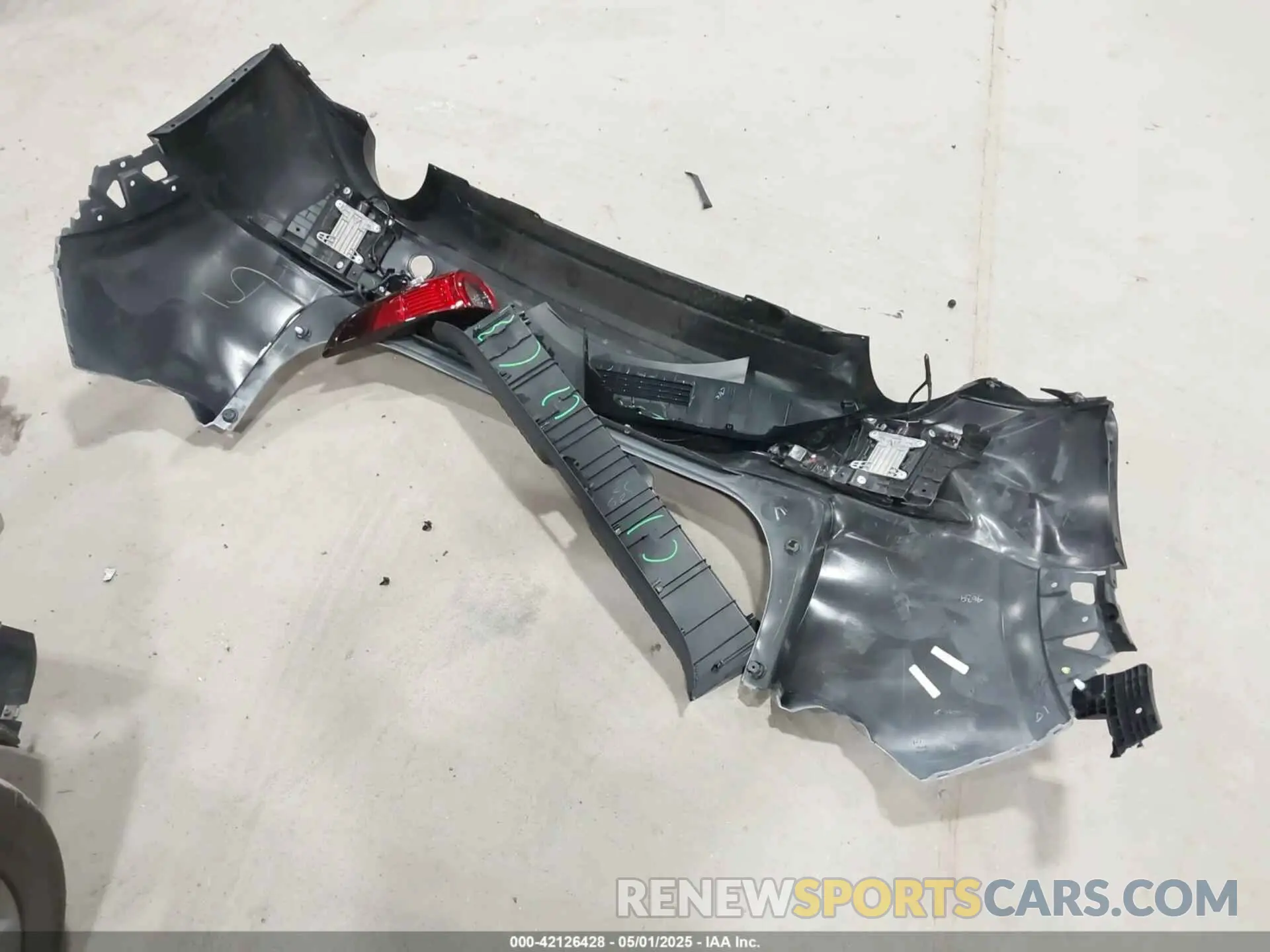 12 Фотография поврежденного автомобиля 3MVDMBDM5SM788786 MAZDA CX-30 2025