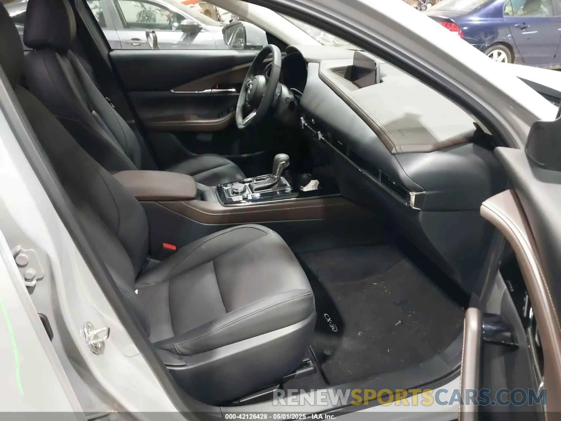 5 Фотография поврежденного автомобиля 3MVDMBDM5SM788786 MAZDA CX-30 2025