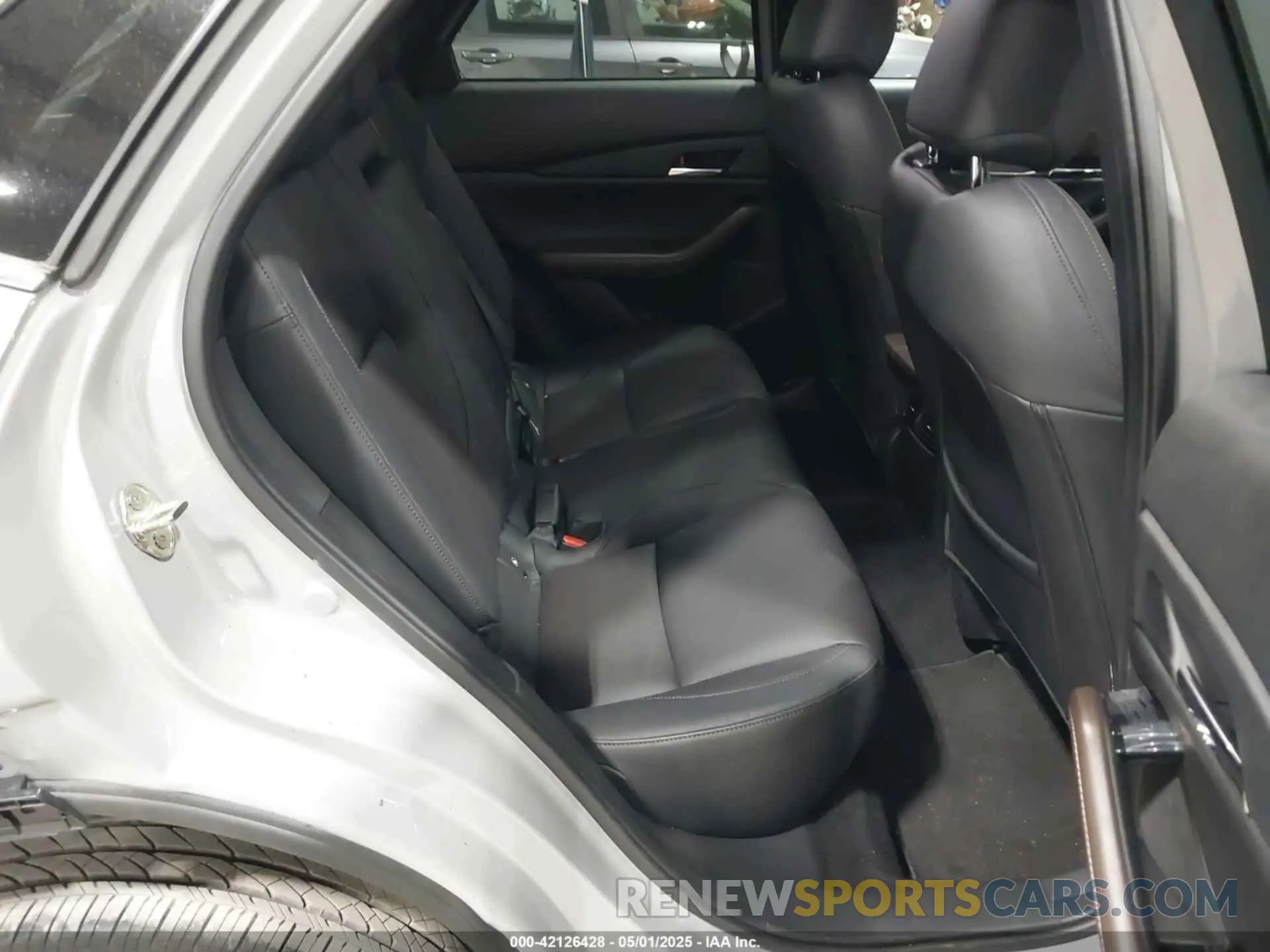 8 Фотография поврежденного автомобиля 3MVDMBDM5SM788786 MAZDA CX-30 2025
