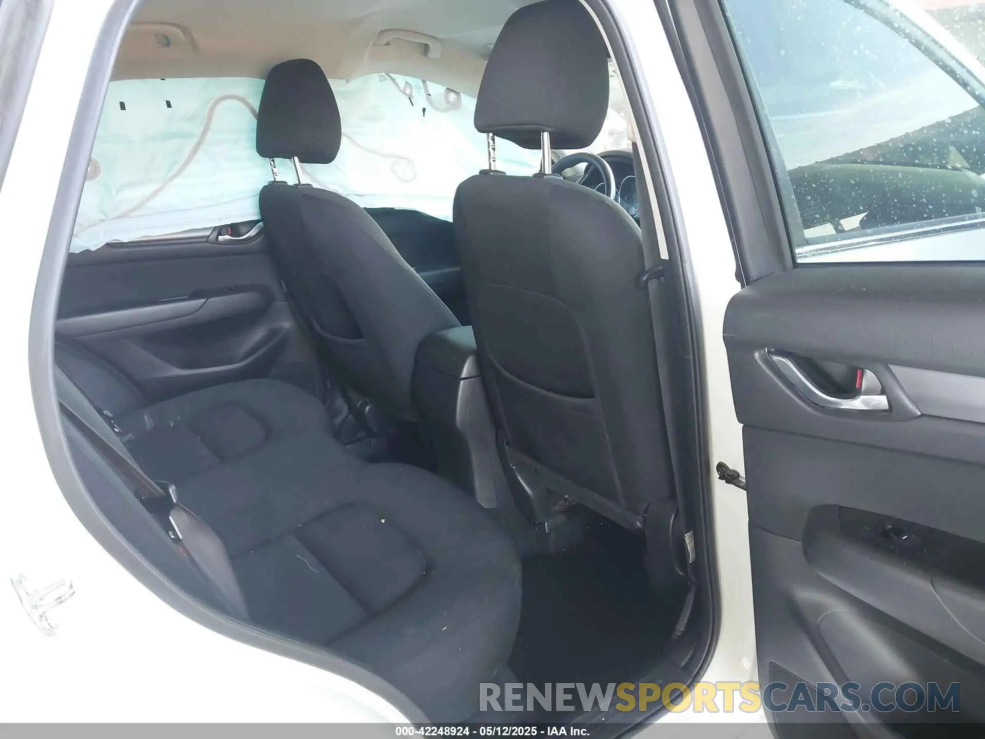 8 Photograph of a damaged car JM3KFABM0K0642144 MAZDA CX-5 2019
