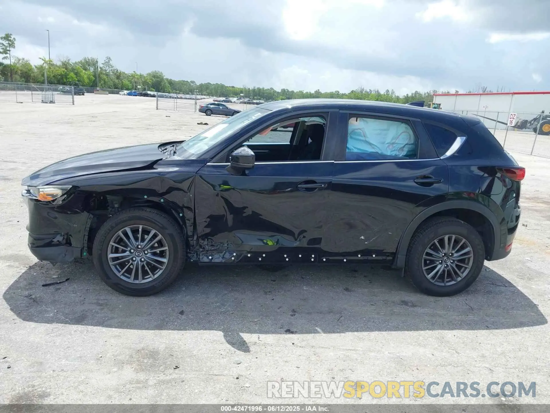 14 Photograph of a damaged car JM3KFABM1K1699916 MAZDA CX-5 2019