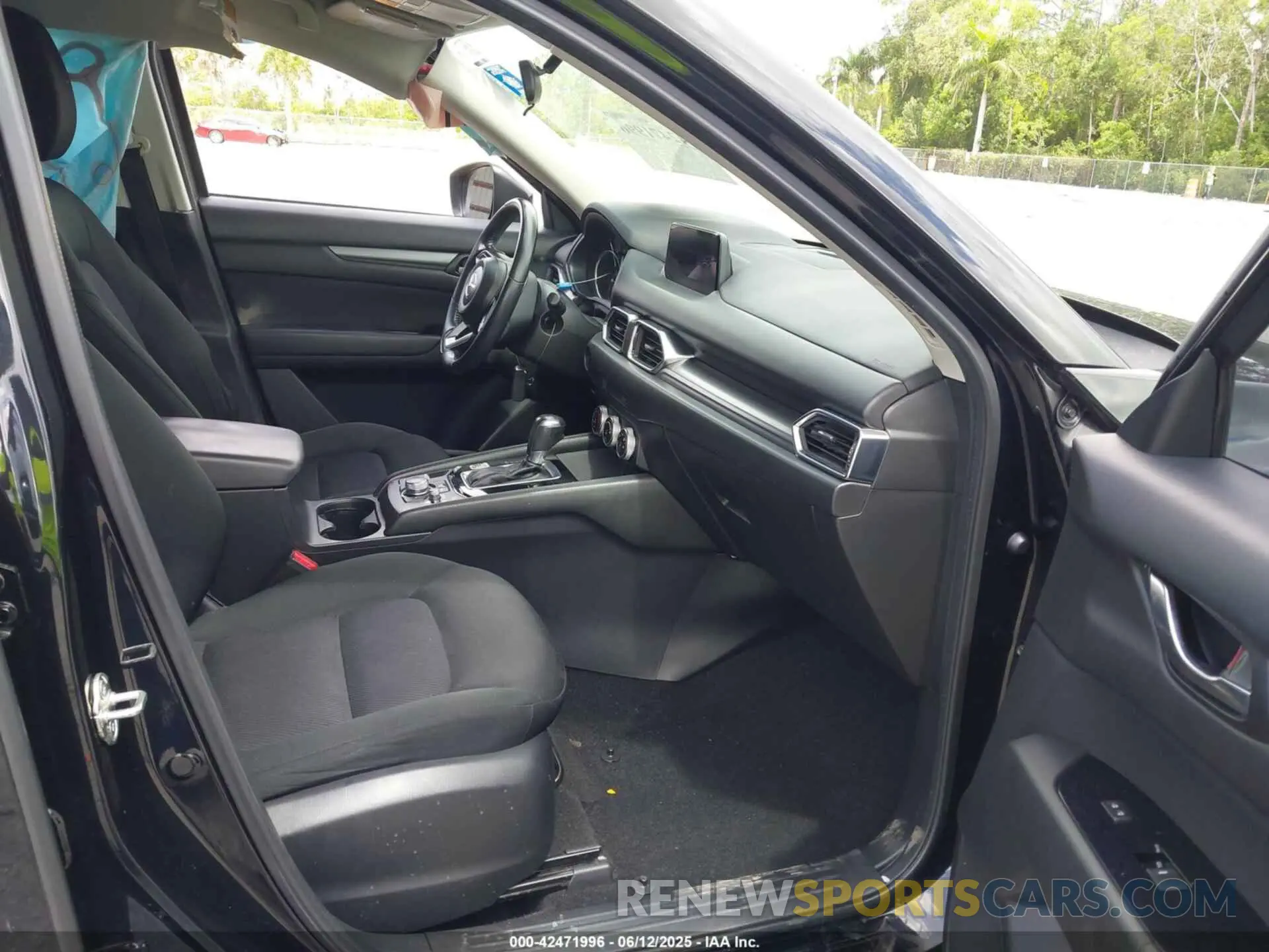 5 Photograph of a damaged car JM3KFABM1K1699916 MAZDA CX-5 2019