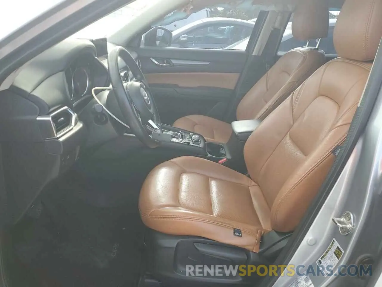 7 Photograph of a damaged car JM3KFABM2K0690082 MAZDA CX-5 2019