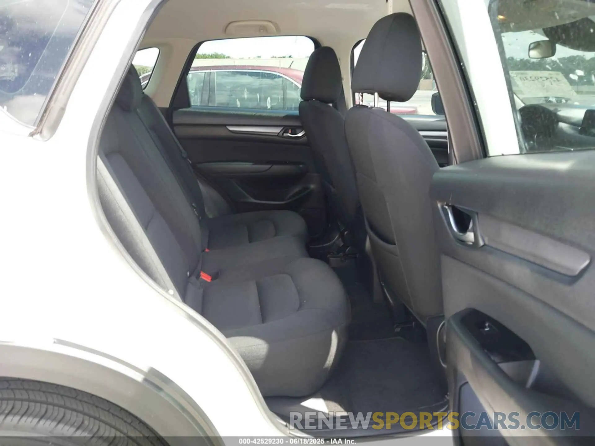 8 Фотография поврежденного автомобиля JM3KFABM3K0532947 MAZDA CX-5 2019