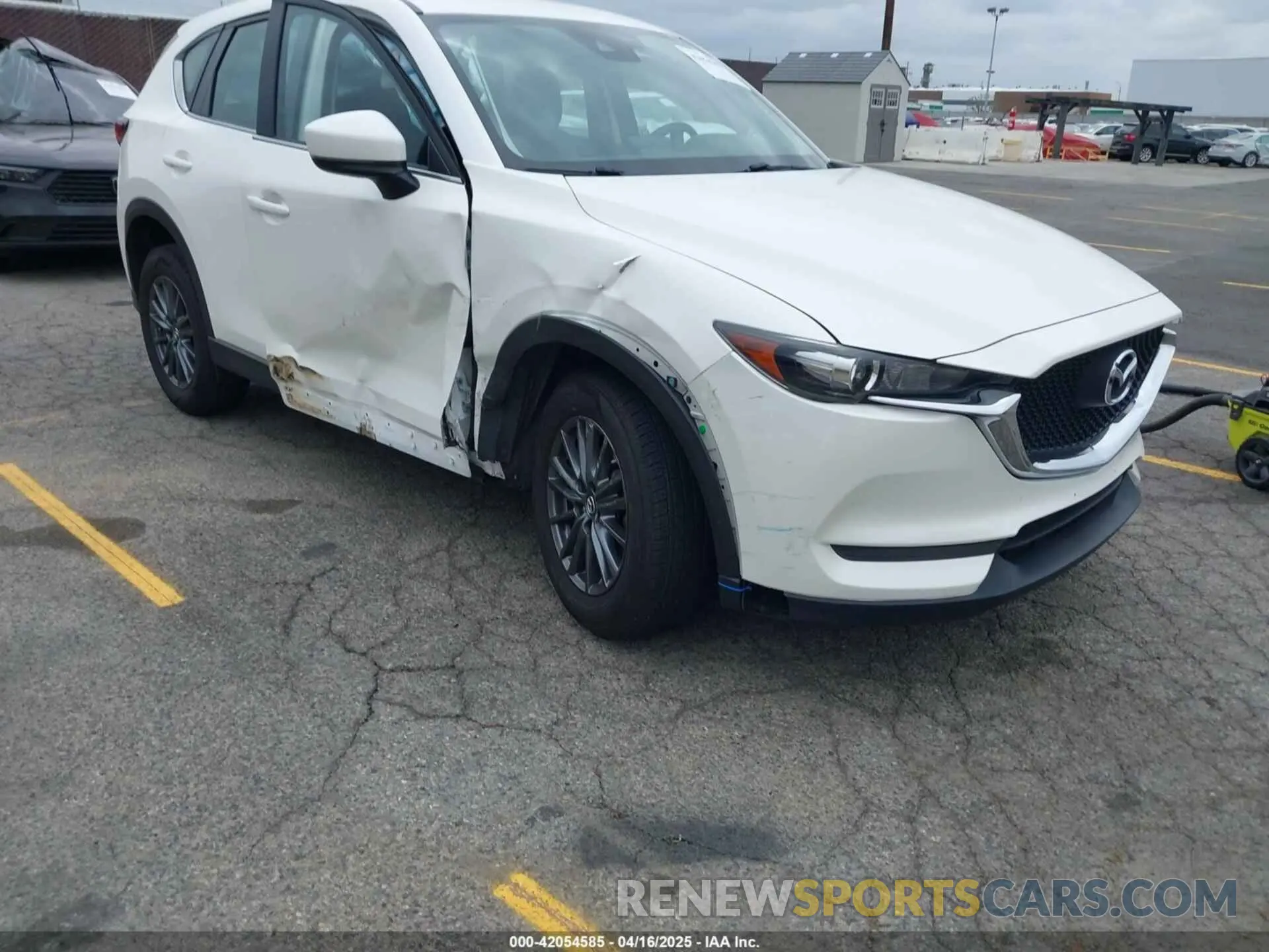 1 Фотография поврежденного автомобиля JM3KFABM4K1565787 MAZDA CX-5 2019