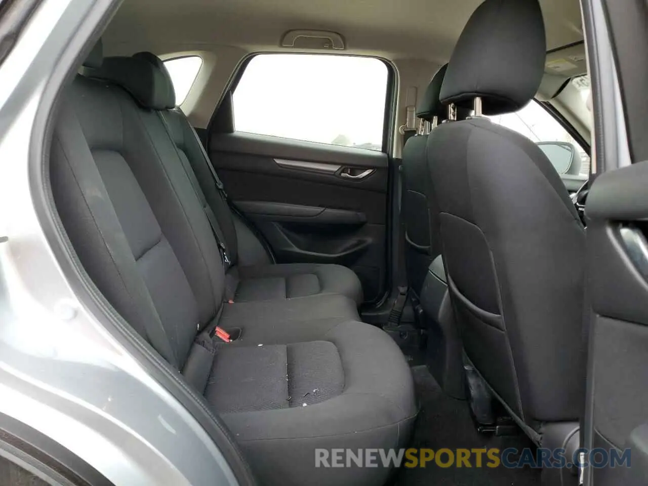 11 Фотография поврежденного автомобиля JM3KFABM8K1565789 MAZDA CX-5 2019