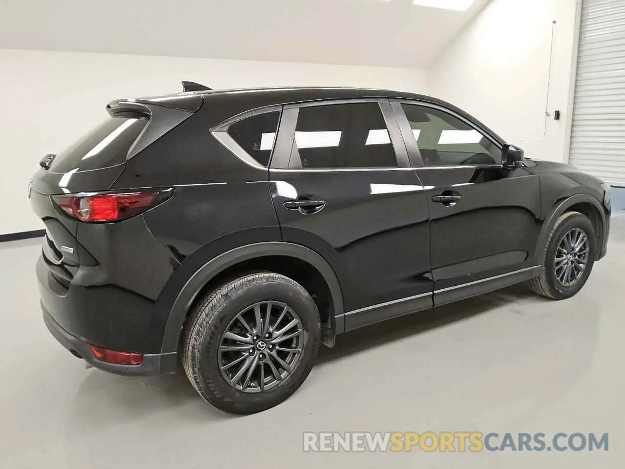 3 Фотография поврежденного автомобиля JM3KFACM0K1682622 MAZDA CX-5 2019