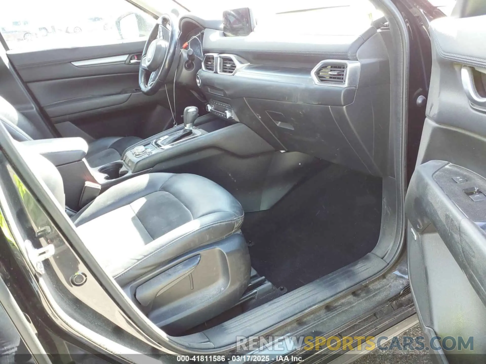 5 Фотография поврежденного автомобиля JM3KFACM2K1660119 MAZDA CX-5 2019