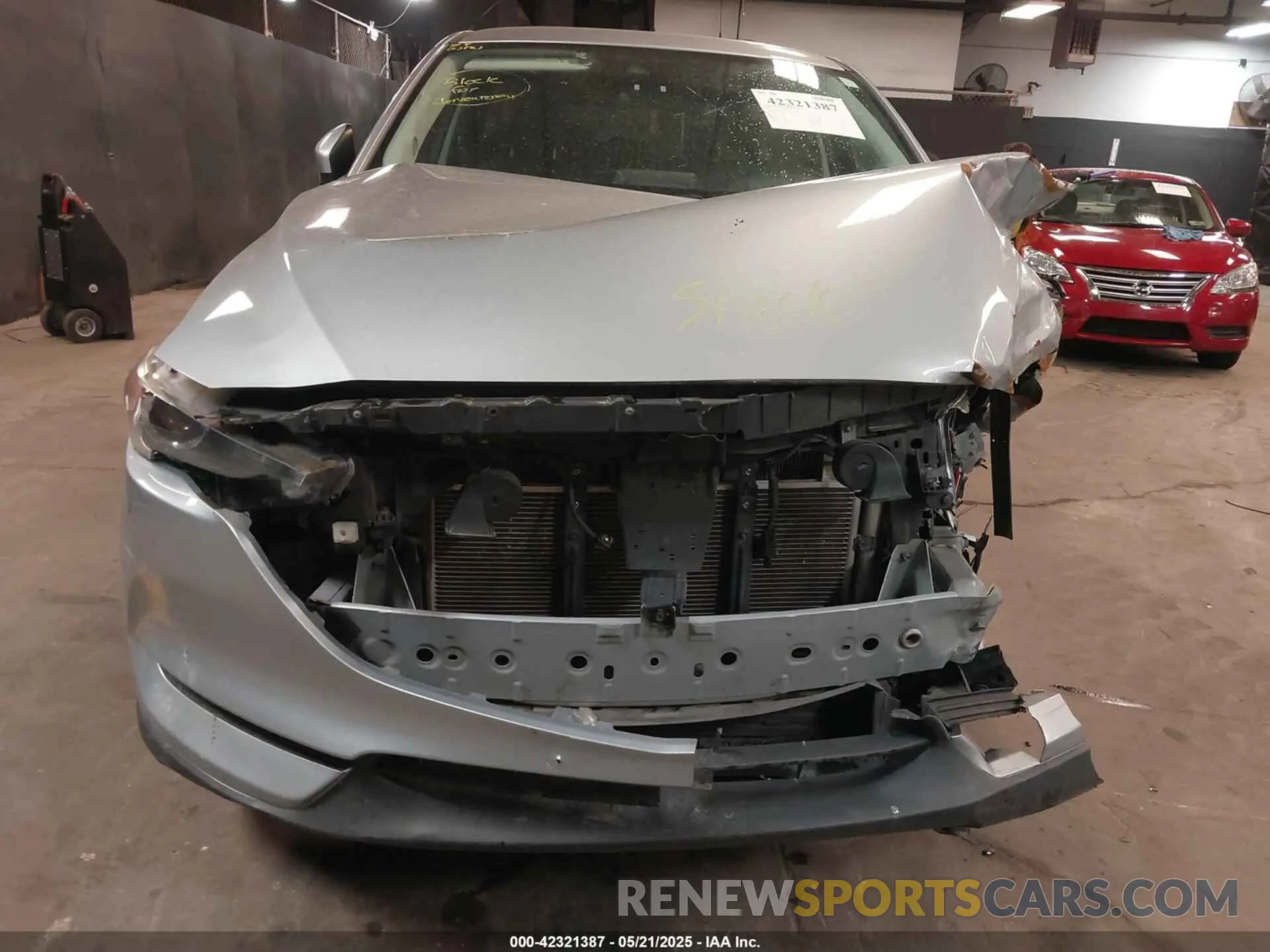 13 Фотография поврежденного автомобиля JM3KFACM3K1558196 MAZDA CX-5 2019