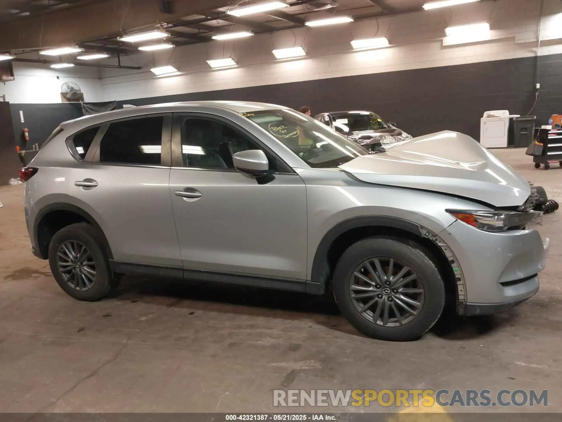 14 Фотография поврежденного автомобиля JM3KFACM3K1558196 MAZDA CX-5 2019