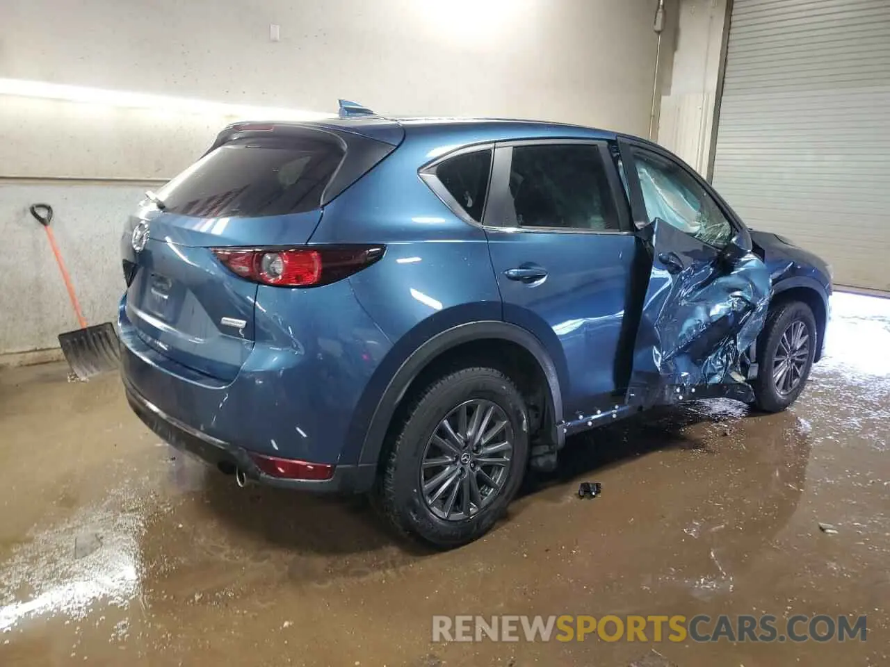 3 Фотография поврежденного автомобиля JM3KFACM3K1603122 MAZDA CX-5 2019