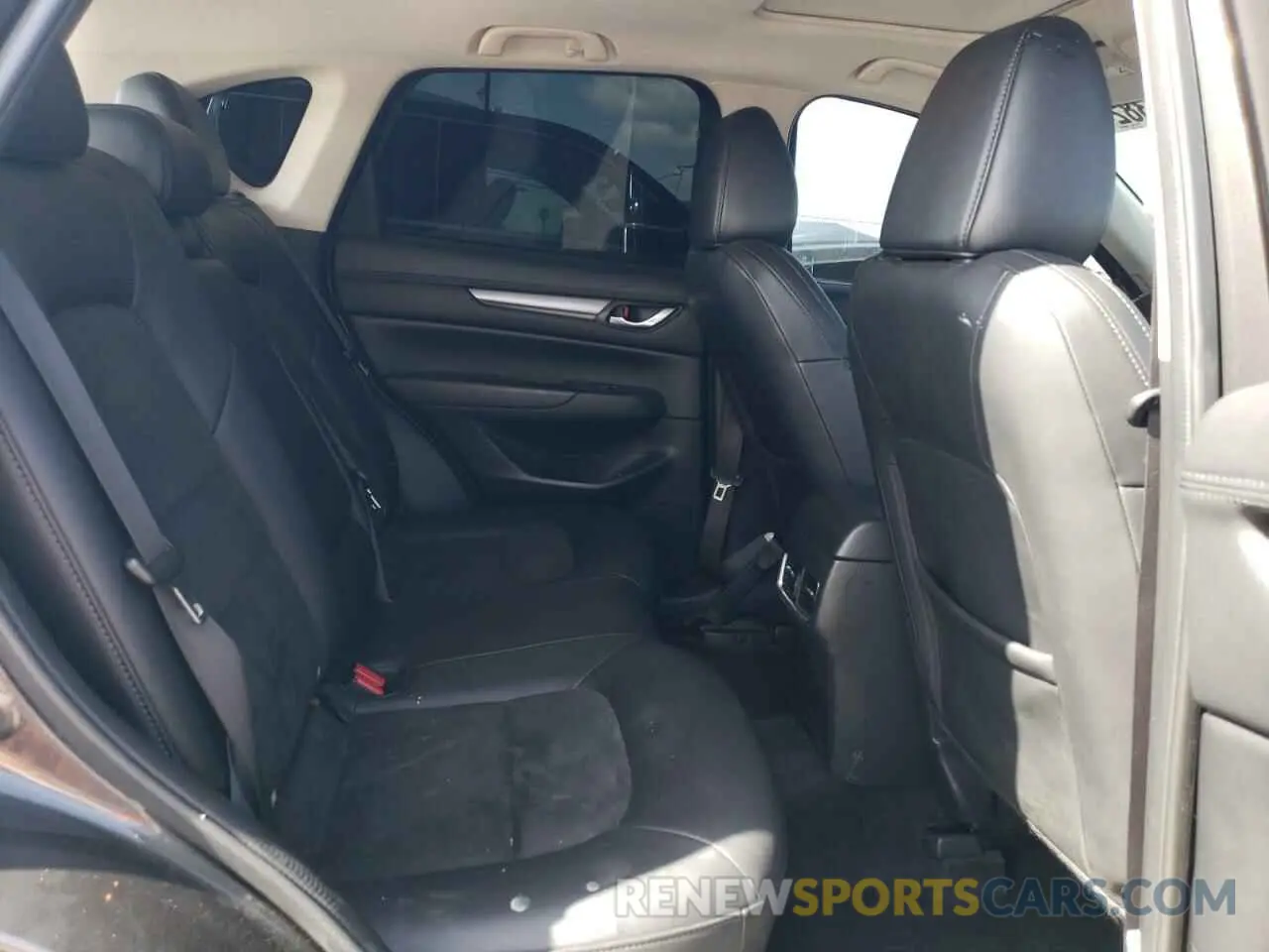 11 Фотография поврежденного автомобиля JM3KFACM7K1578354 MAZDA CX-5 2019