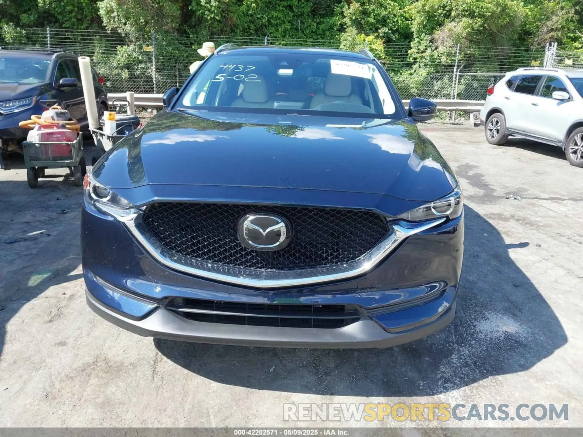 11 Photograph of a damaged car JM3KFACM7K1587961 MAZDA CX-5 2019