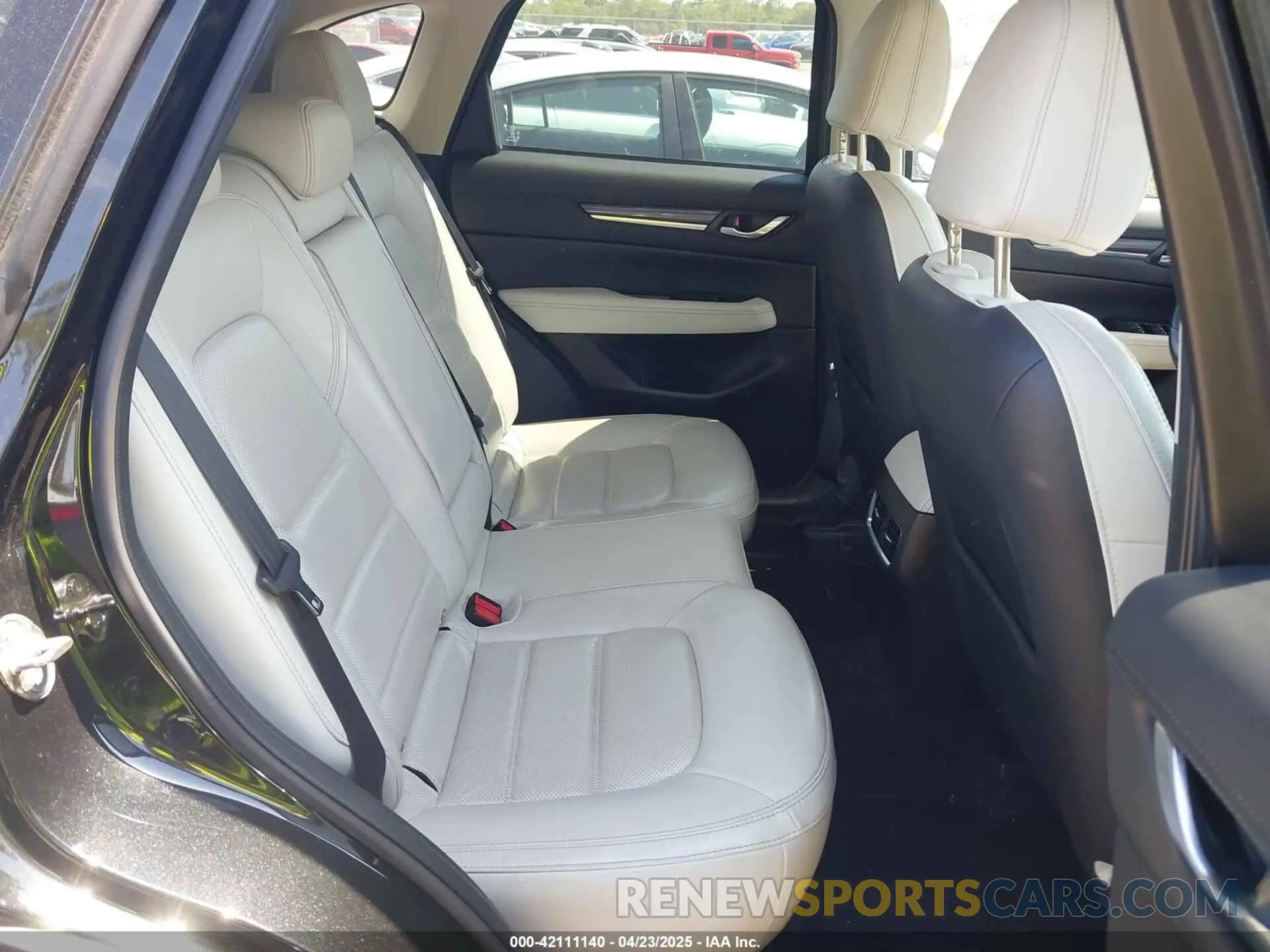 8 Фотография поврежденного автомобиля JM3KFADM2K0694677 MAZDA CX-5 2019