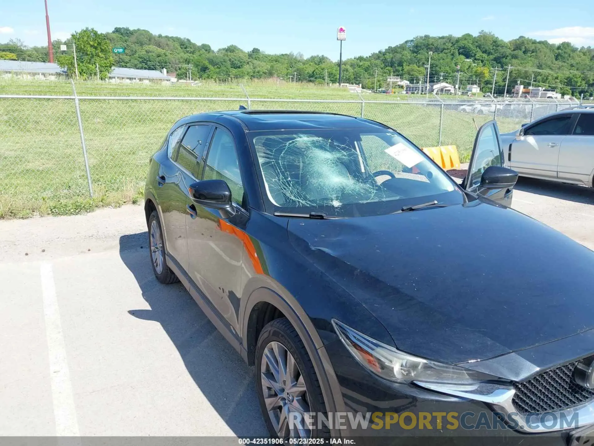 6 Photograph of a damaged car JM3KFADM2K1549794 MAZDA CX-5 2019