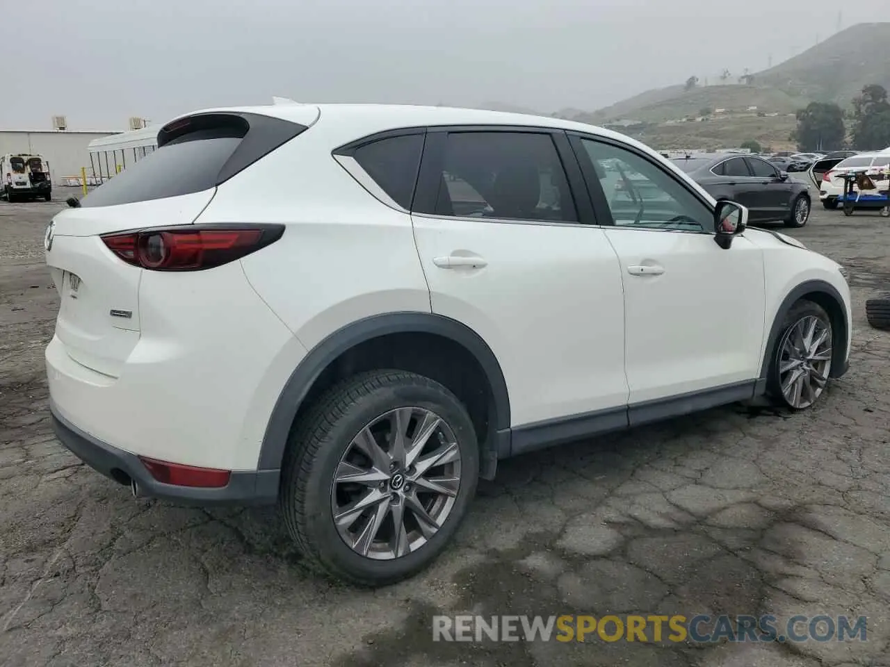 3 Photograph of a damaged car JM3KFADM3K1632103 MAZDA CX-5 2019