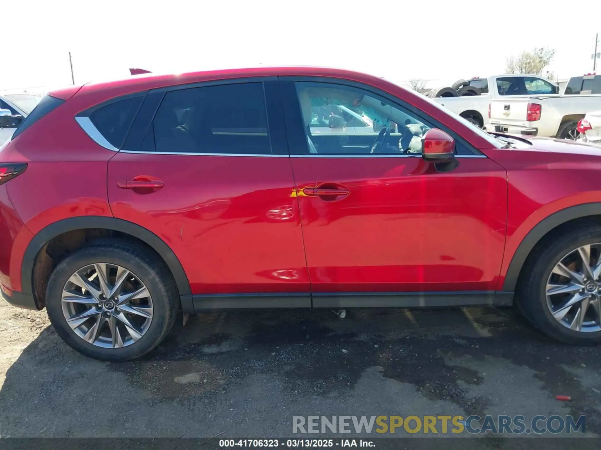 13 Фотография поврежденного автомобиля JM3KFADM5K1556917 MAZDA CX-5 2019