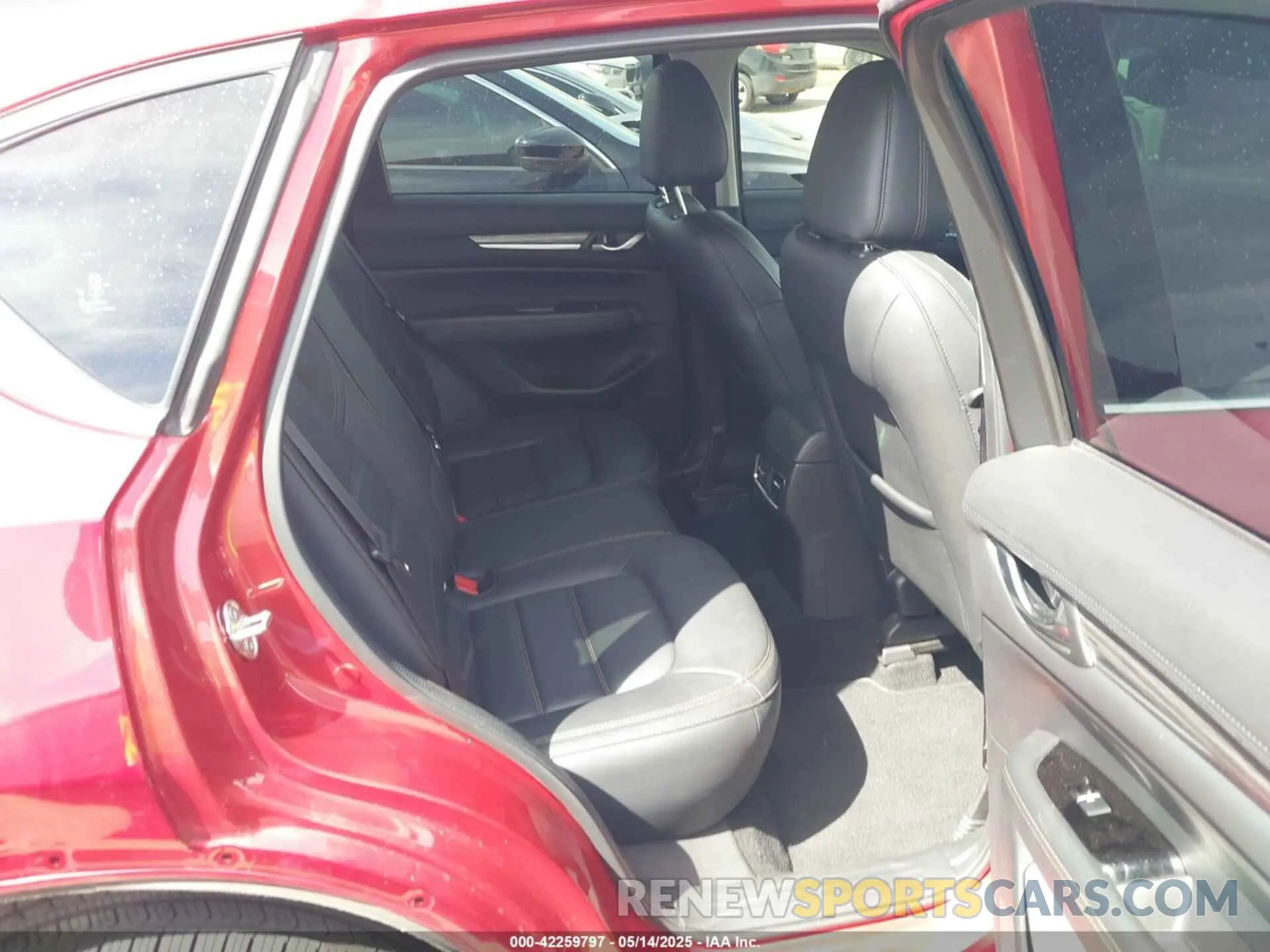 8 Photograph of a damaged car JM3KFADM6K1646190 MAZDA CX-5 2019