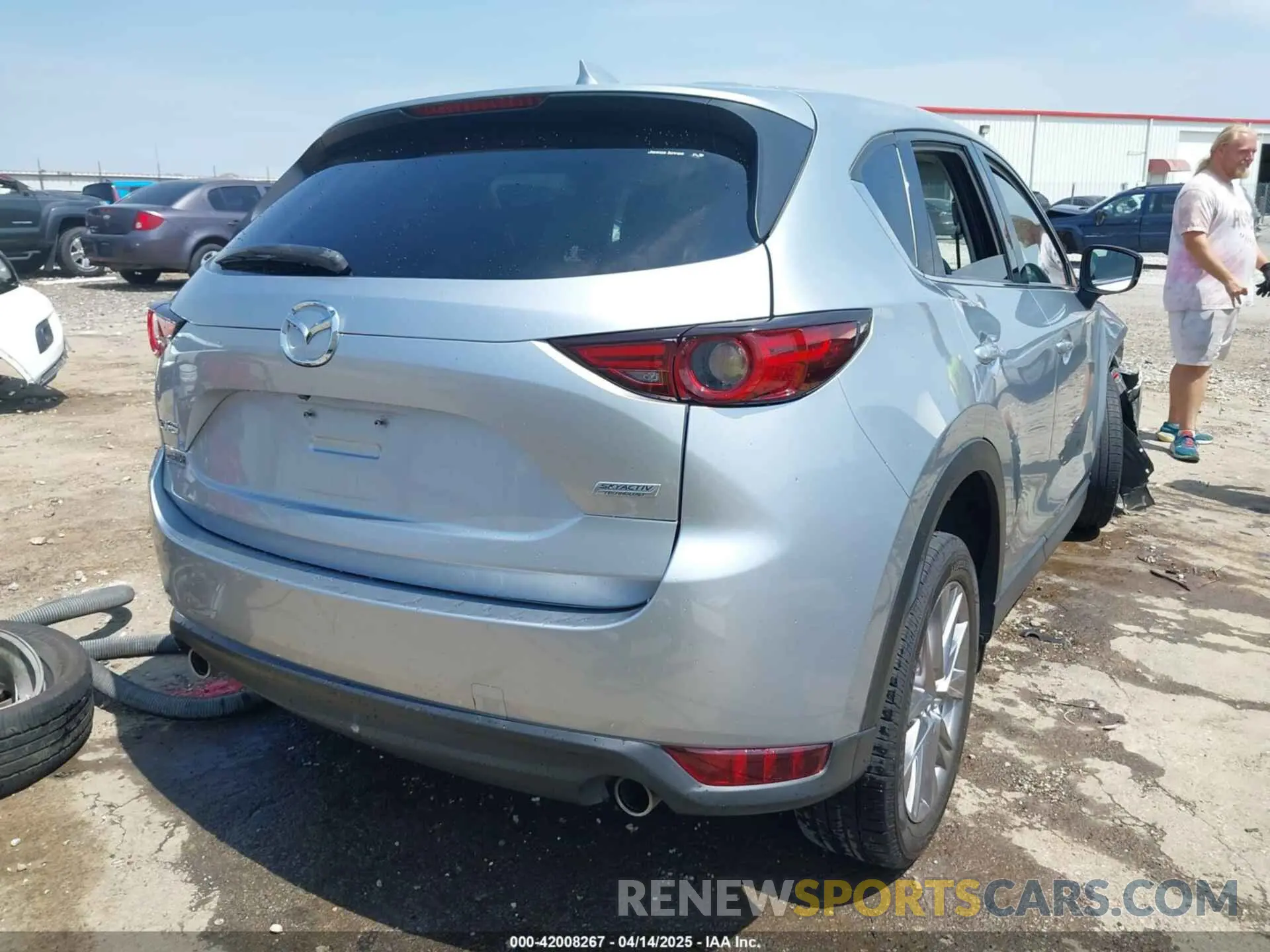 4 Фотография поврежденного автомобиля JM3KFADM7K0611471 MAZDA CX-5 2019