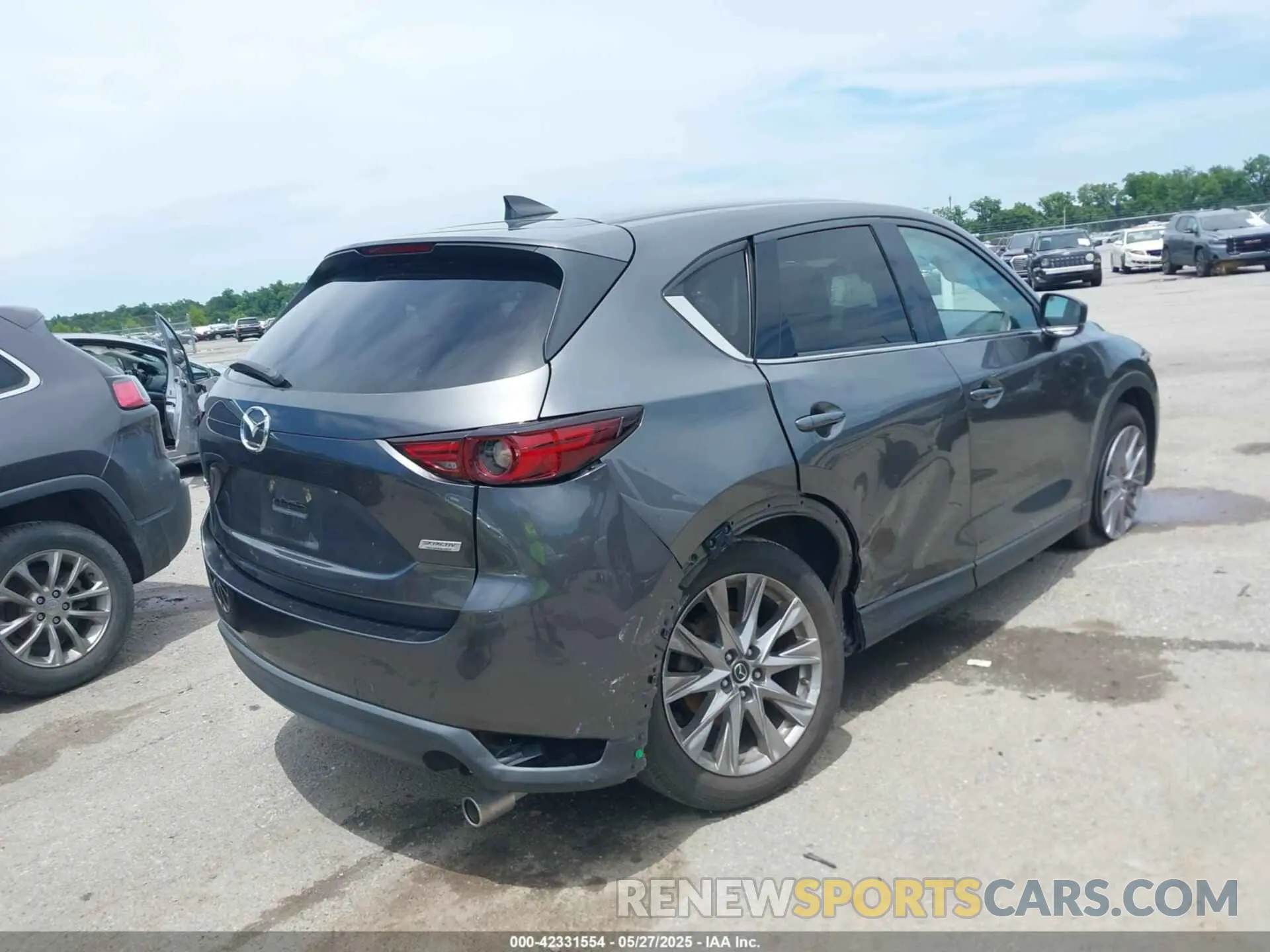 4 Photograph of a damaged car JM3KFADM7K1507864 MAZDA CX-5 2019