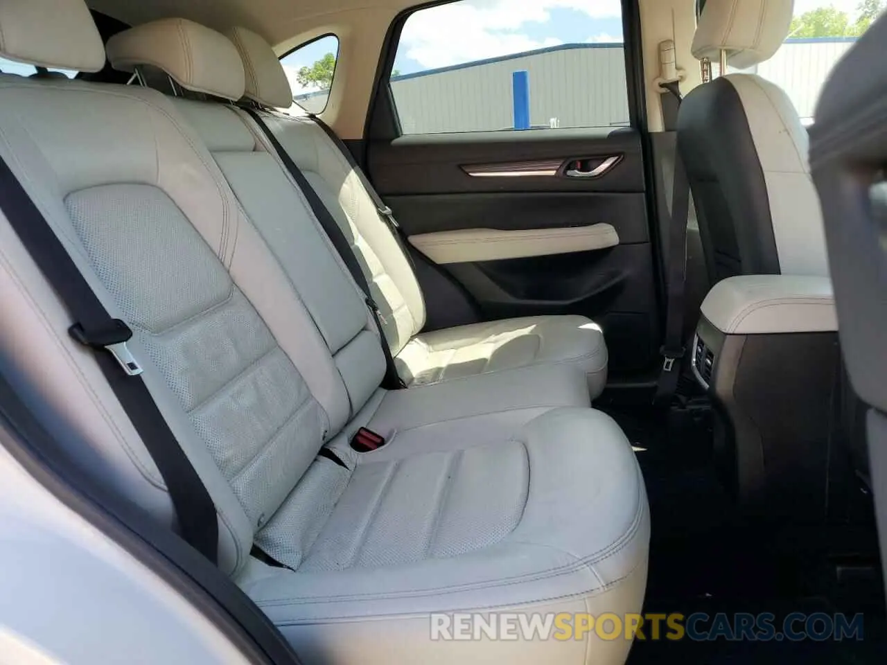 11 Photograph of a damaged car JM3KFADMXK0677318 MAZDA CX-5 2019
