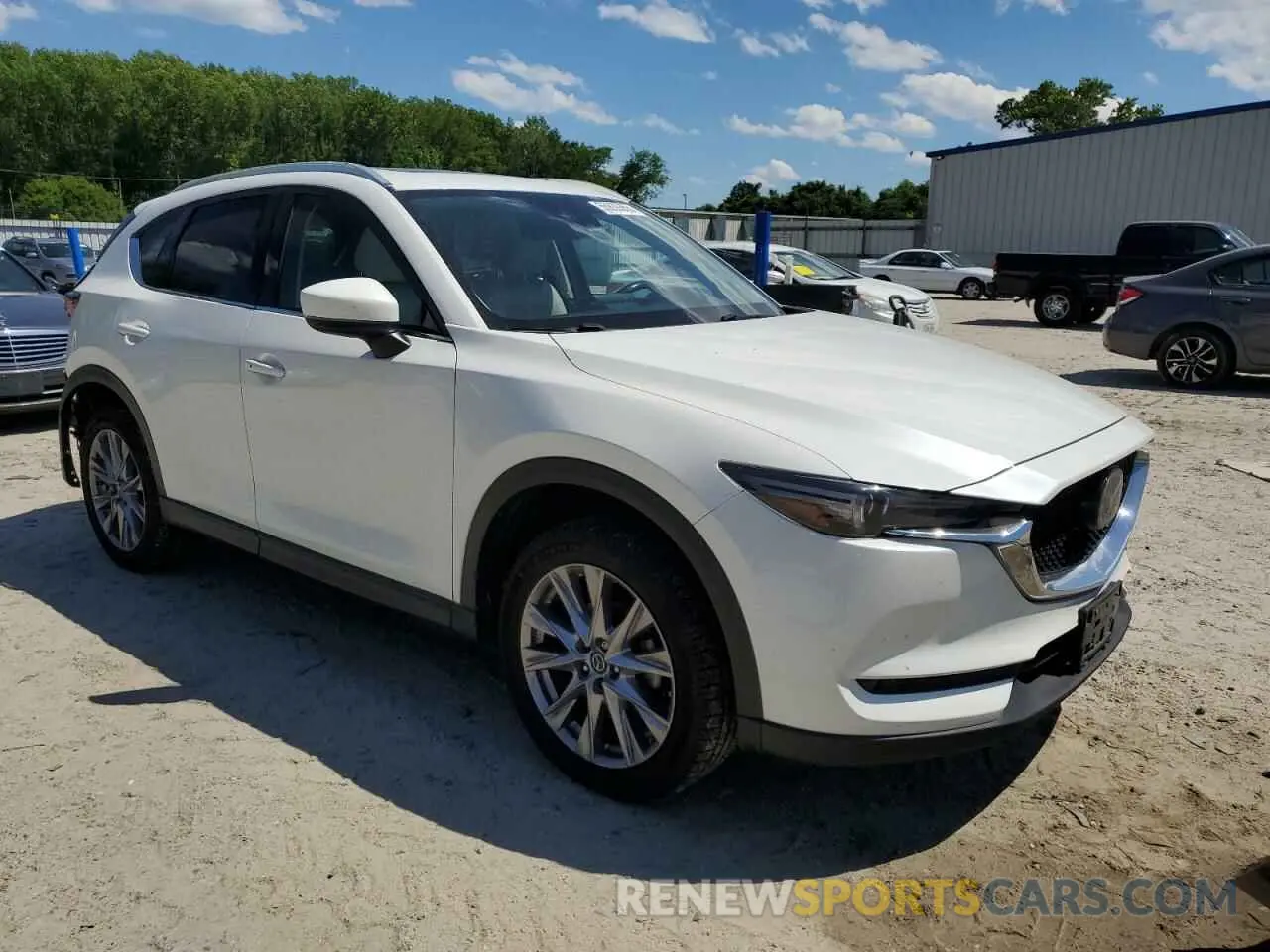 4 Photograph of a damaged car JM3KFADMXK0677318 MAZDA CX-5 2019