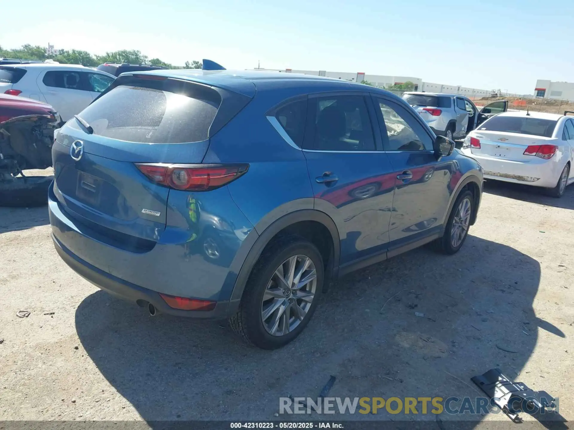 4 Photograph of a damaged car JM3KFADMXK1514579 MAZDA CX-5 2019