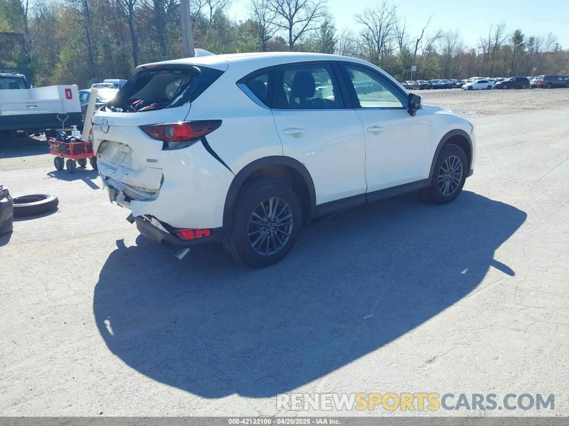 4 Photograph of a damaged car JM3KFBBM1K0626945 MAZDA CX-5 2019