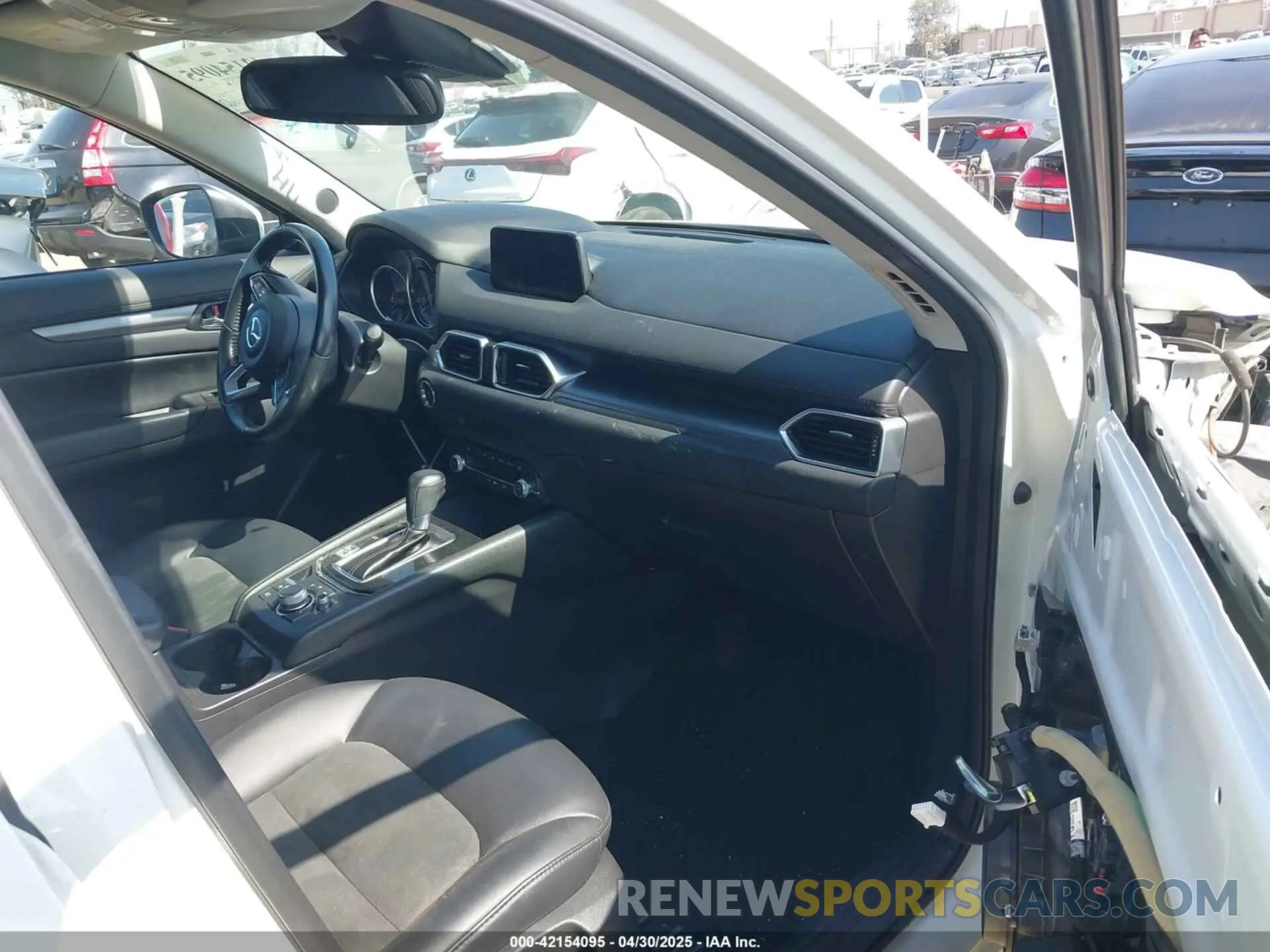 5 Photograph of a damaged car JM3KFBCM1K0529565 MAZDA CX-5 2019