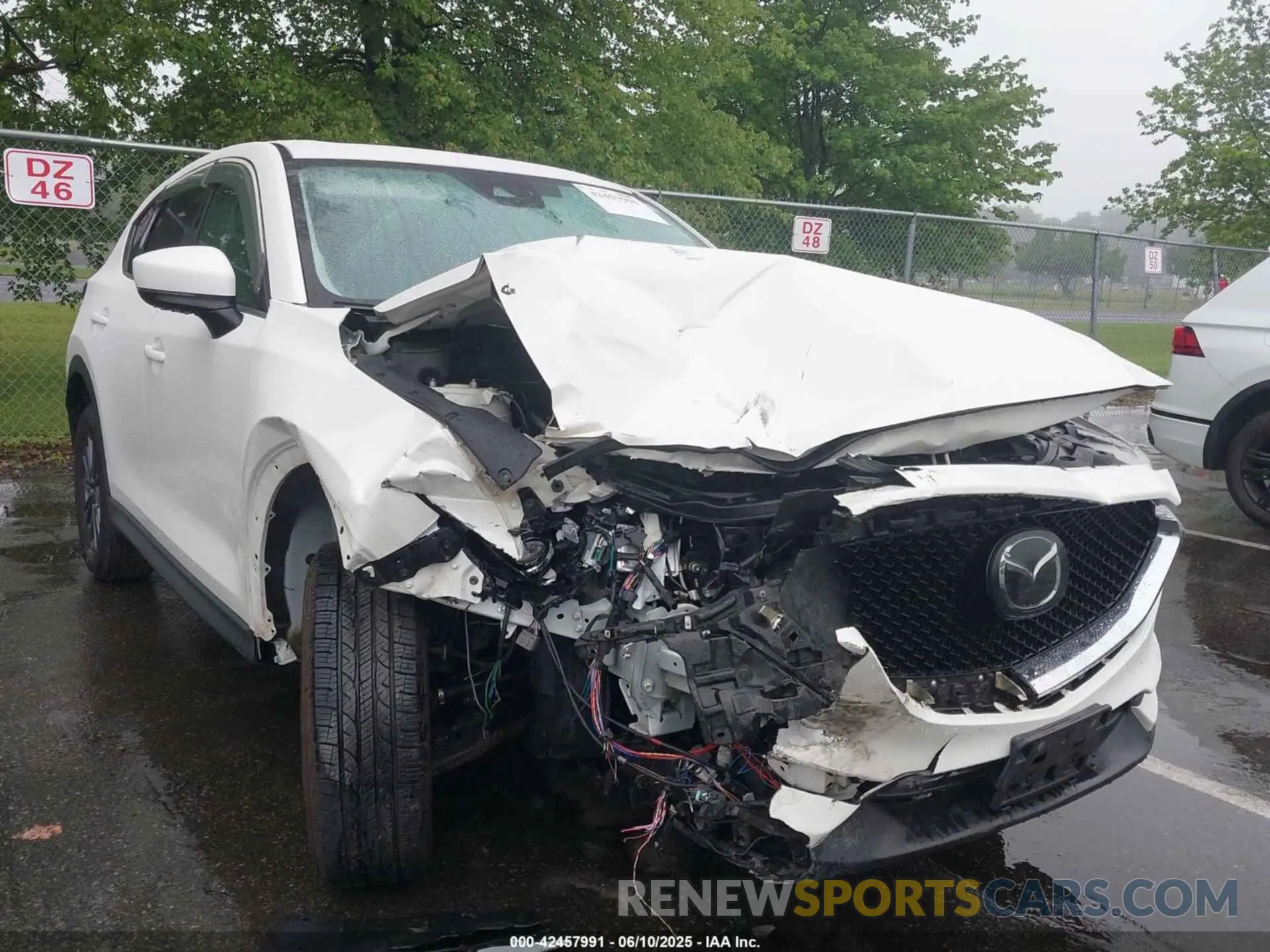 1 Фотография поврежденного автомобиля JM3KFBCM1K0574411 MAZDA CX-5 2019