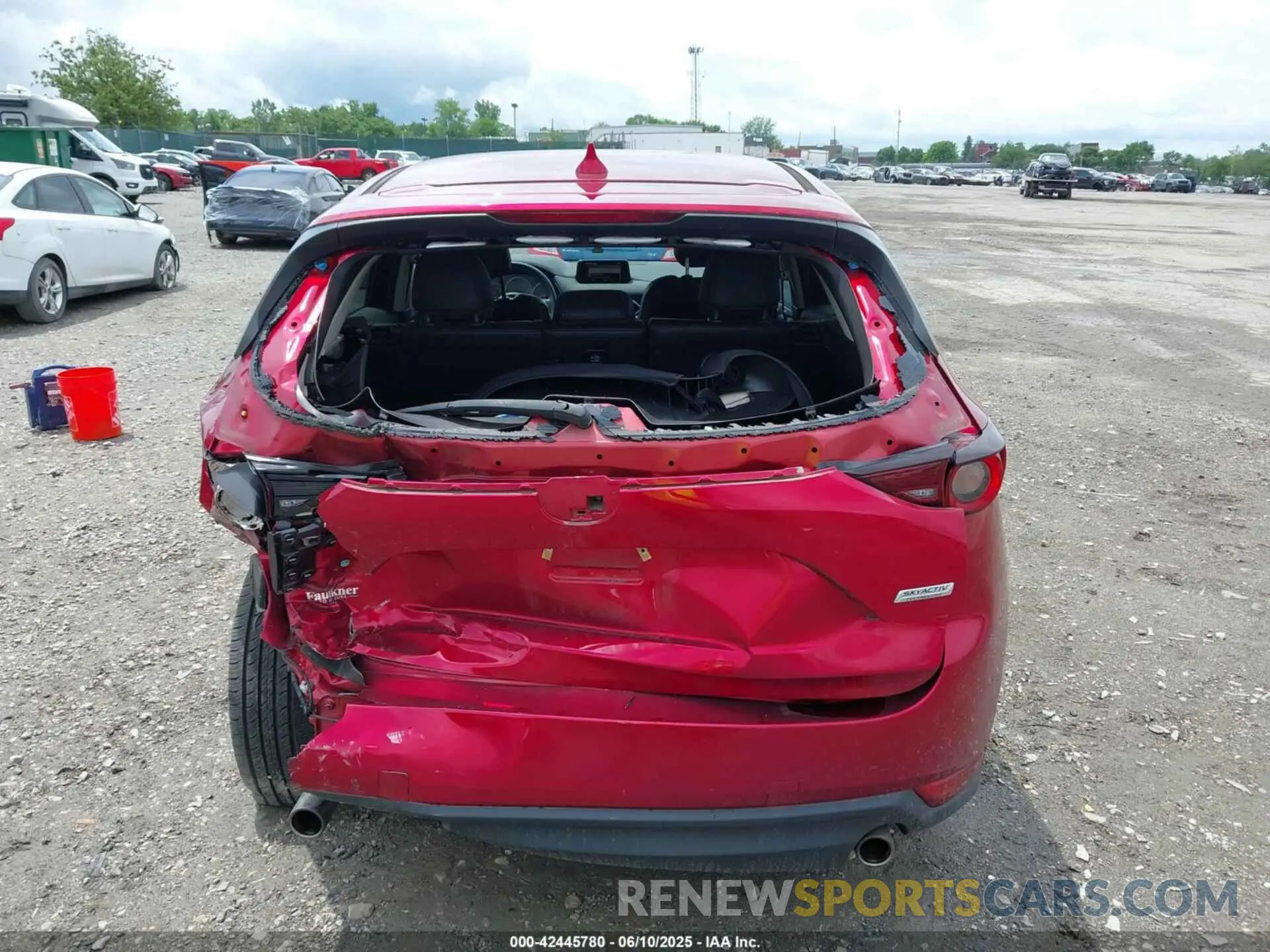 17 Photograph of a damaged car JM3KFBCM7K0690292 MAZDA CX-5 2019