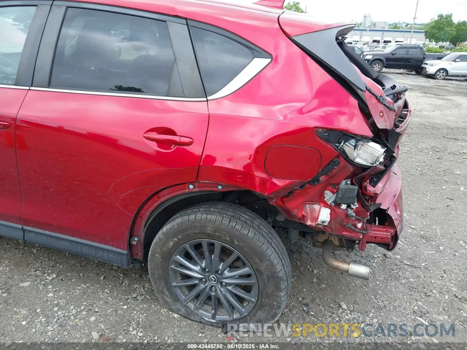 6 Photograph of a damaged car JM3KFBCM7K0690292 MAZDA CX-5 2019