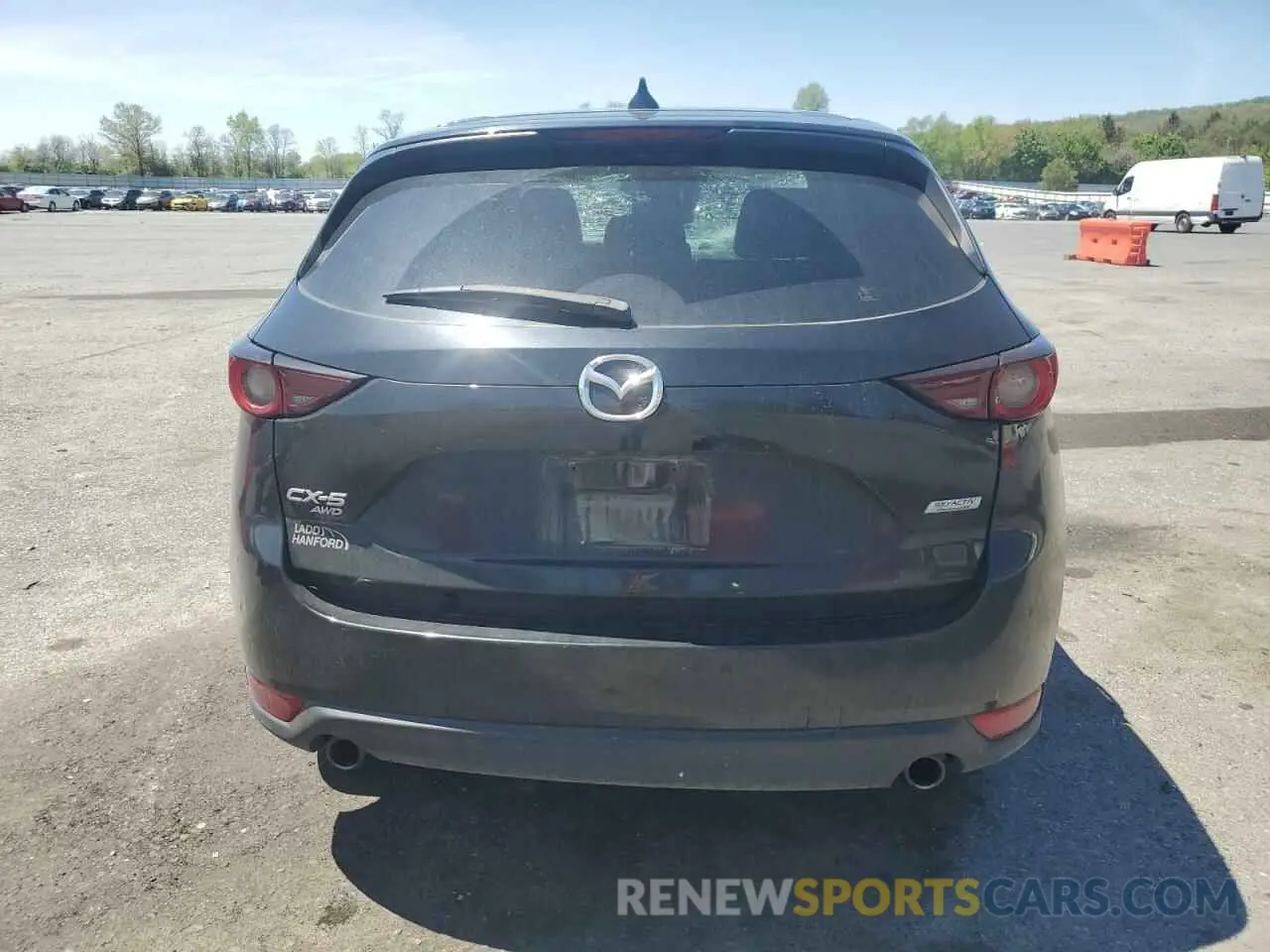 6 Photograph of a damaged car JM3KFBCM9K1593752 MAZDA CX-5 2019