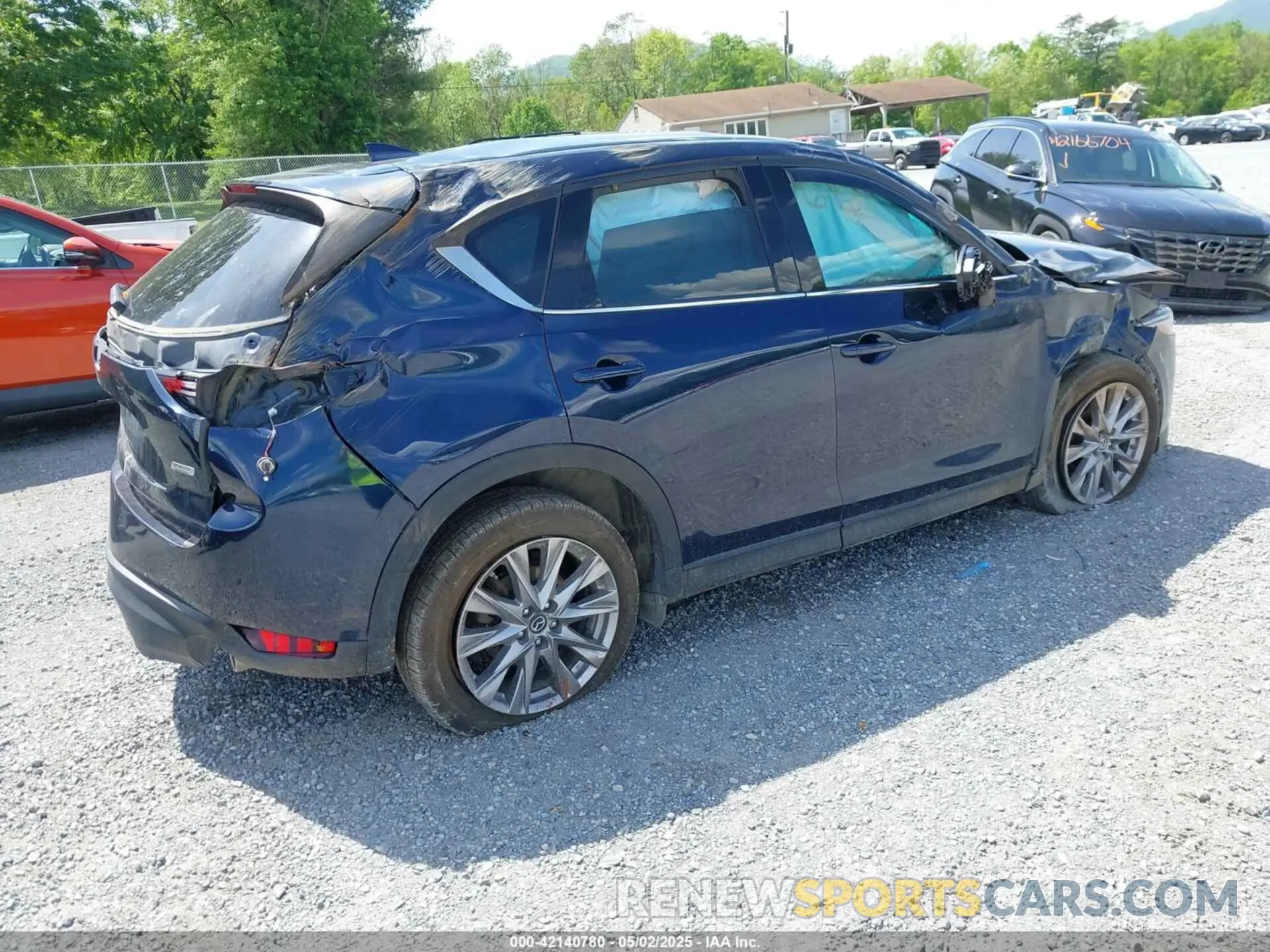 4 Фотография поврежденного автомобиля JM3KFBDM3K0698713 MAZDA CX-5 2019
