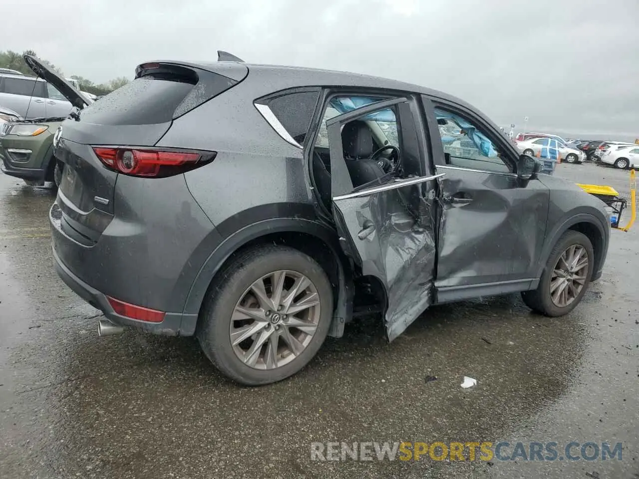 3 Фотография поврежденного автомобиля JM3KFBDM4K0569816 MAZDA CX-5 2019