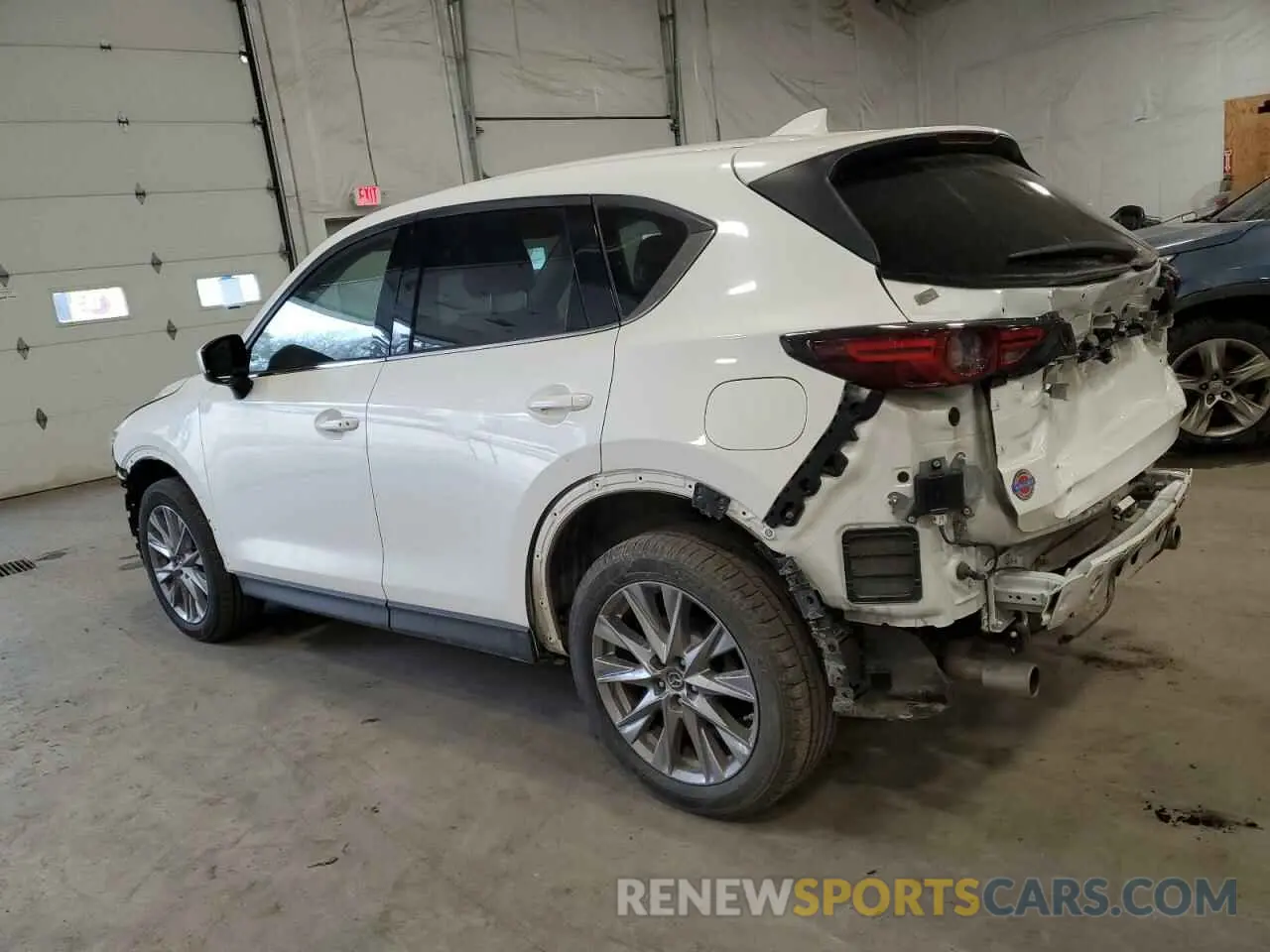 2 Photograph of a damaged car JM3KFBDM6K1699543 MAZDA CX-5 2019