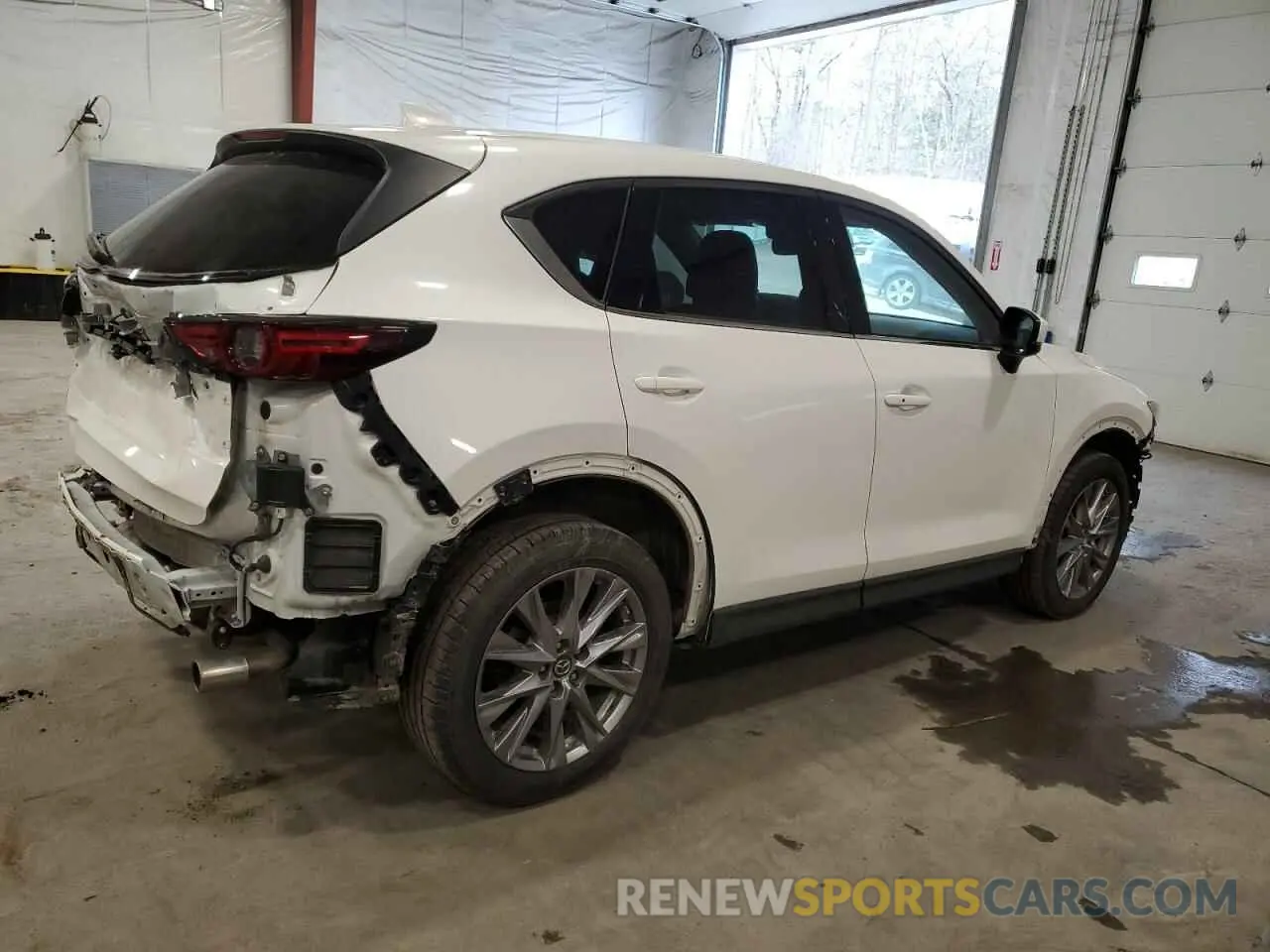 3 Photograph of a damaged car JM3KFBDM6K1699543 MAZDA CX-5 2019