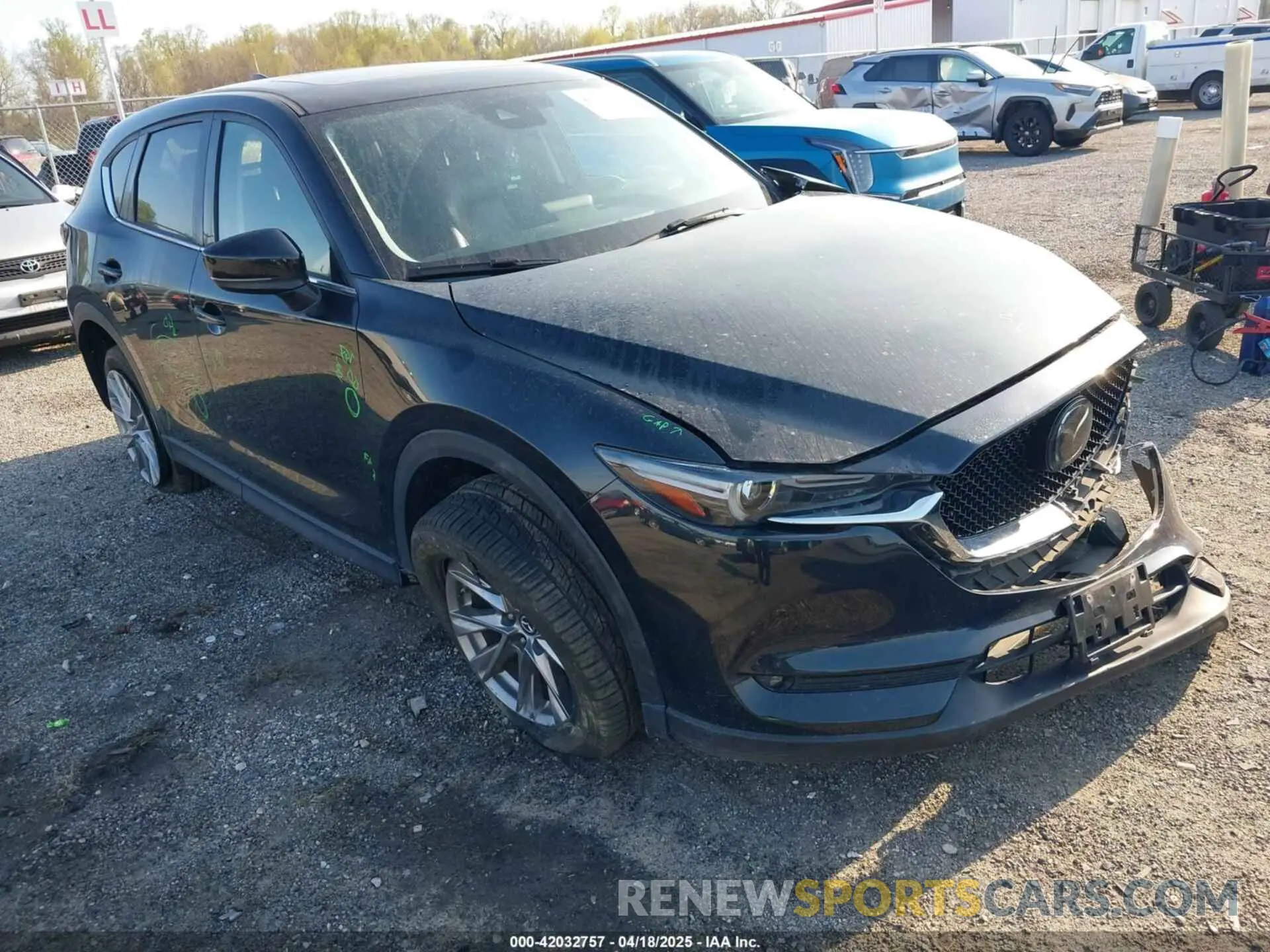 1 Photograph of a damaged car JM3KFBDM7K0525650 MAZDA CX-5 2019