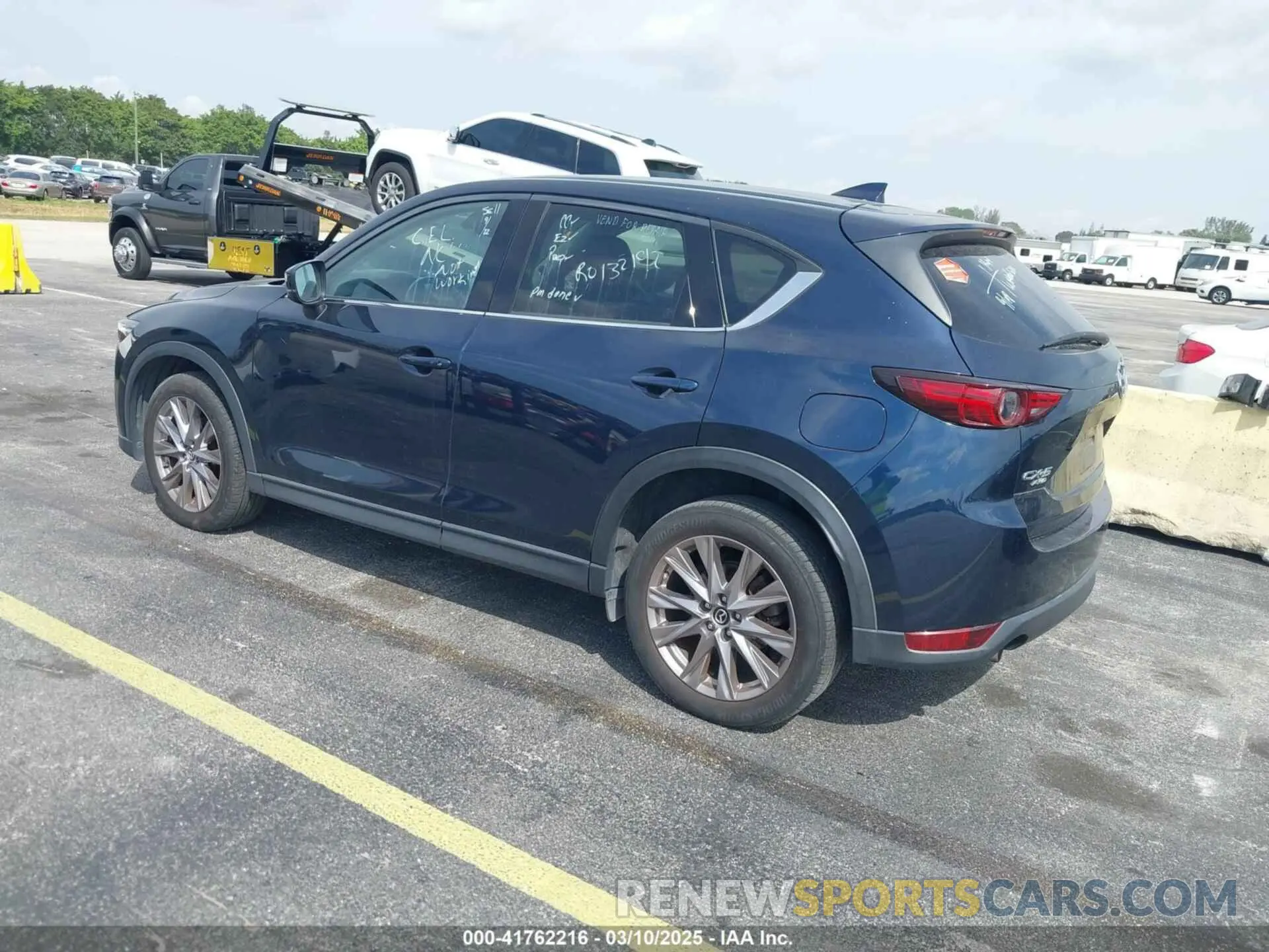 3 Photograph of a damaged car JM3KFBDY3K0621391 MAZDA CX-5 2019