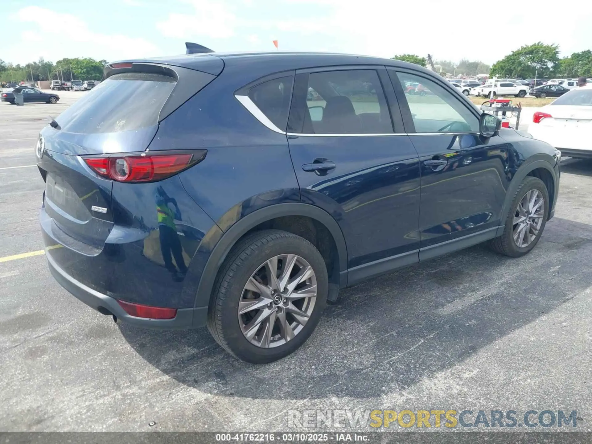4 Photograph of a damaged car JM3KFBDY3K0621391 MAZDA CX-5 2019
