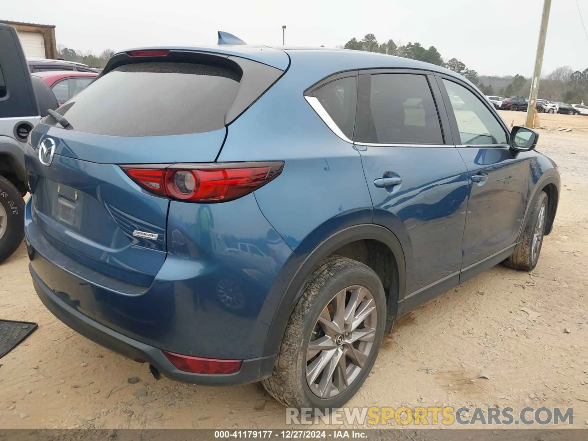 4 Фотография поврежденного автомобиля JM3KFBDY4K0689778 MAZDA CX-5 2019