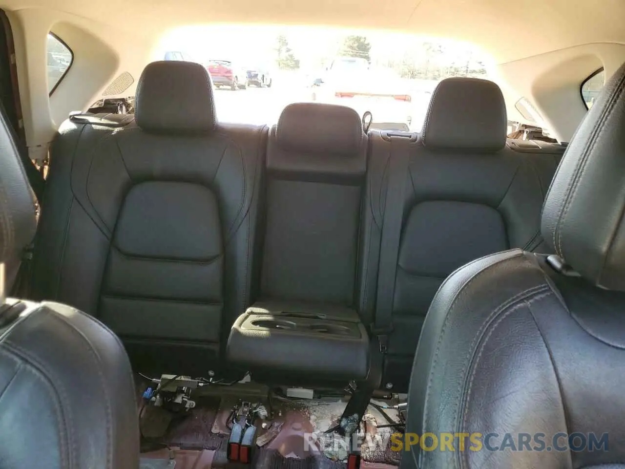 10 Фотография поврежденного автомобиля JM3KFBDY8K0508620 MAZDA CX-5 2019