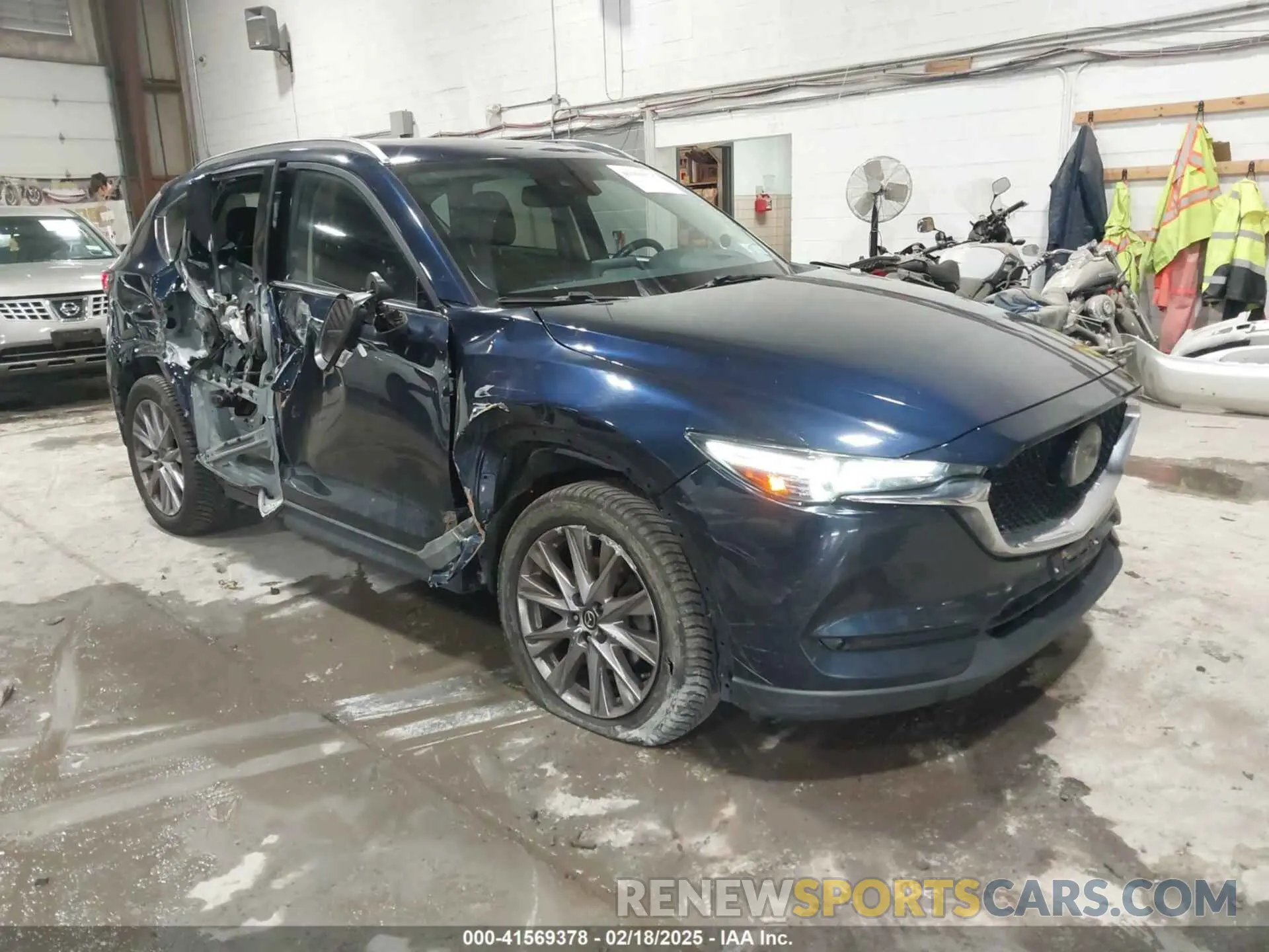 1 Фотография поврежденного автомобиля JM3KFBDY9K0620312 MAZDA CX-5 2019