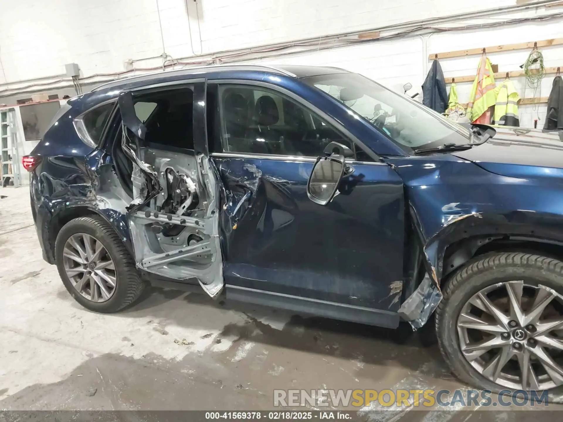 6 Фотография поврежденного автомобиля JM3KFBDY9K0620312 MAZDA CX-5 2019
