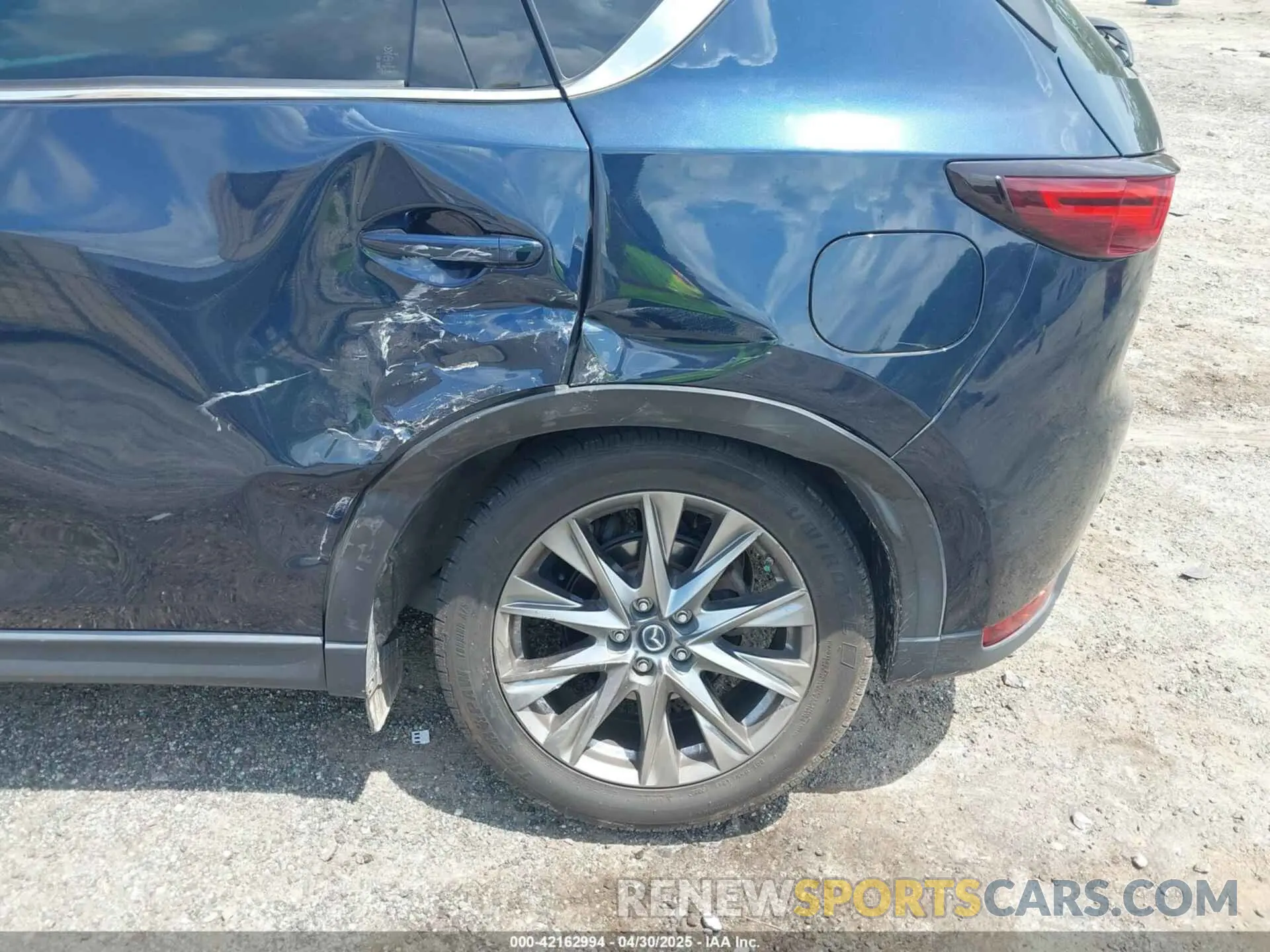 6 Photograph of a damaged car JM3KFBEY2K0559982 MAZDA CX-5 2019