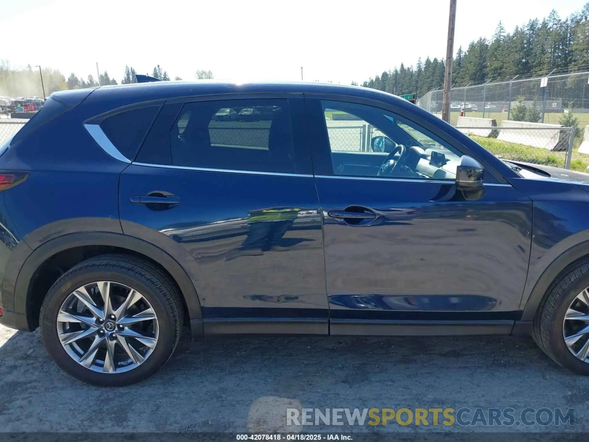 13 Фотография поврежденного автомобиля JM3KFBEY7K0589236 MAZDA CX-5 2019