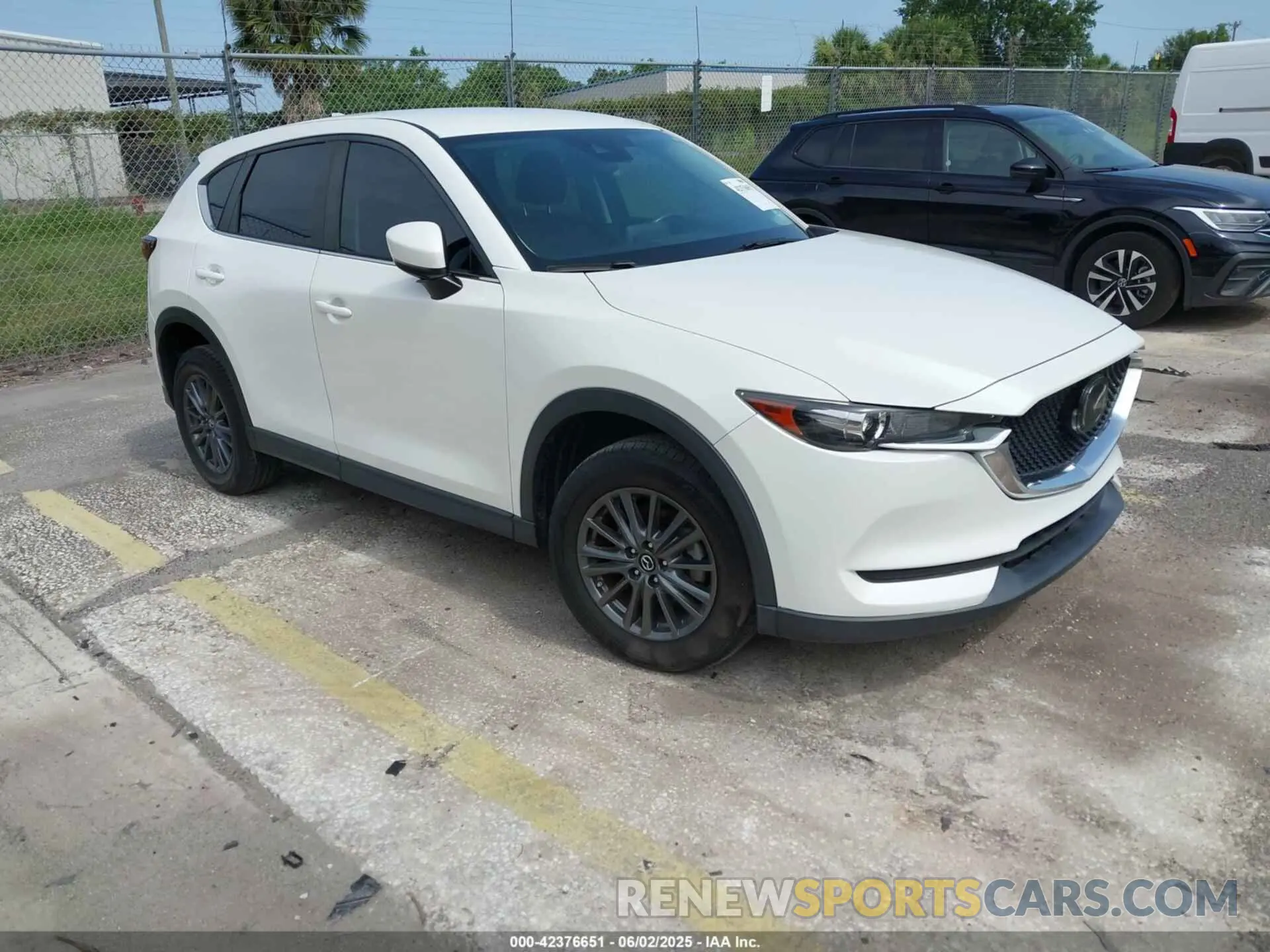 1 Photograph of a damaged car JM3KFABM2L0724247 MAZDA CX-5 2020
