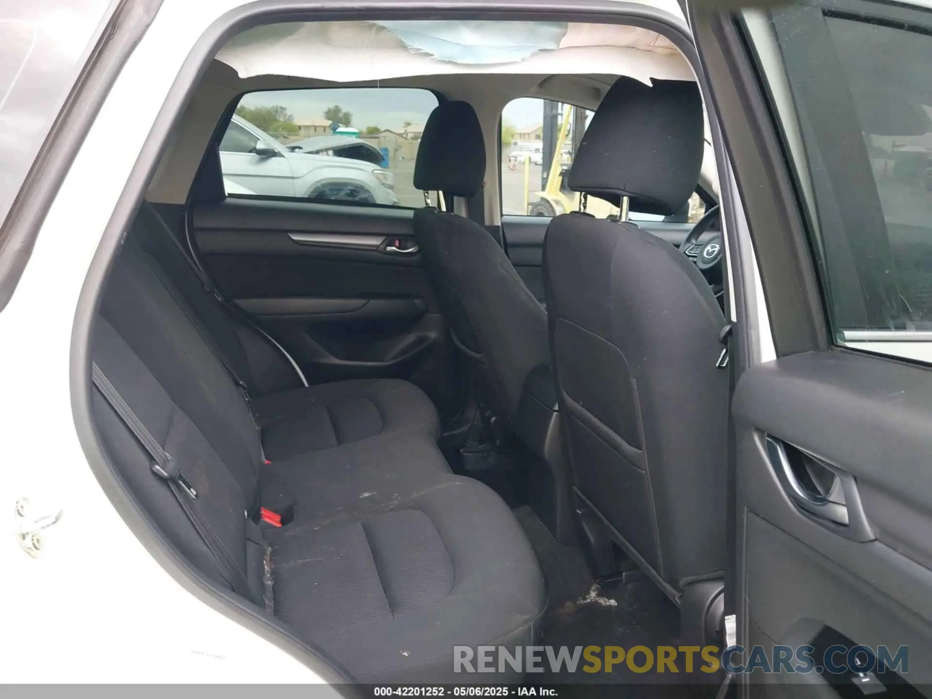 8 Фотография поврежденного автомобиля JM3KFABM7L0831214 MAZDA CX-5 2020