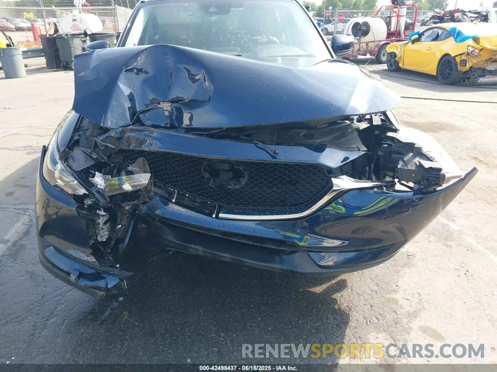 6 Photograph of a damaged car JM3KFACM0L0750621 MAZDA CX-5 2020